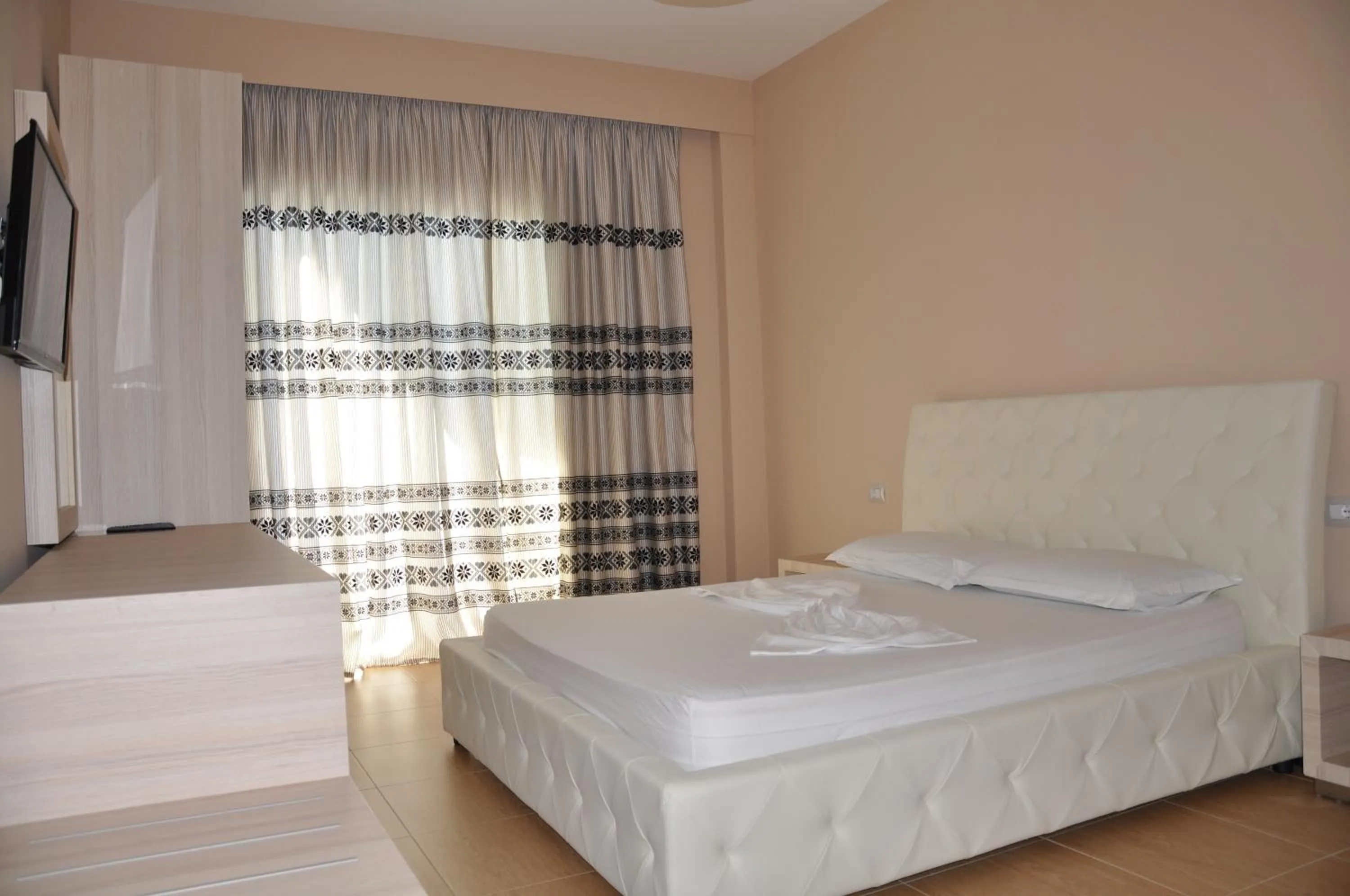 Bedroom, Bed in Coral Hotel & Resort