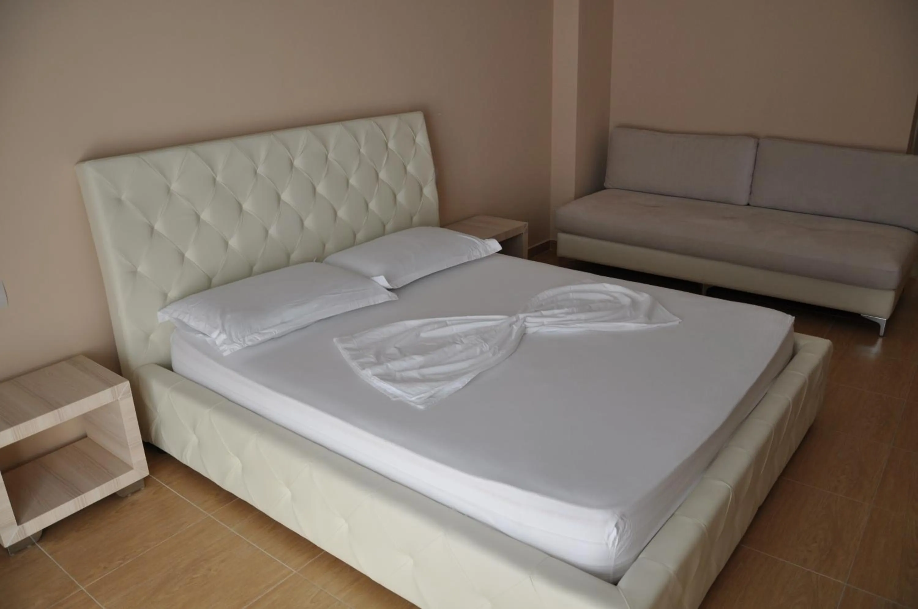 Bedroom, Bed in Coral Hotel & Resort