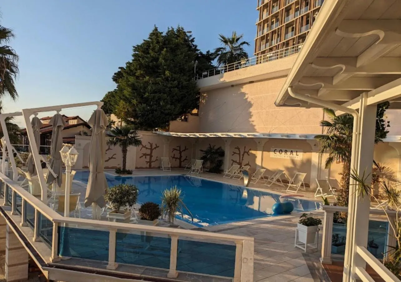 Swimming pool in Coral Hotel & Resort