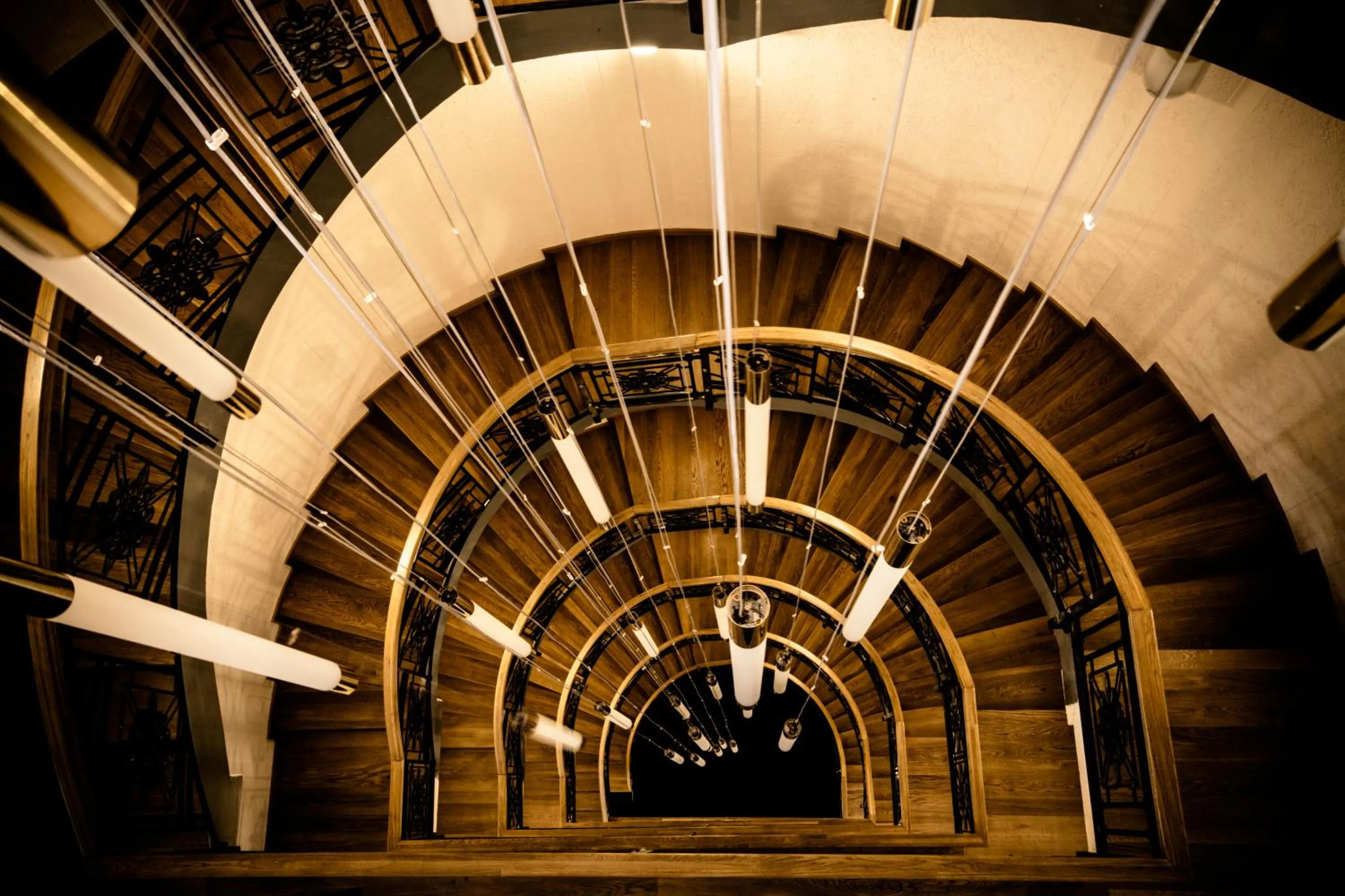 Communal lounge/ TV room in Caspian Riviera Grand Palace Hotel