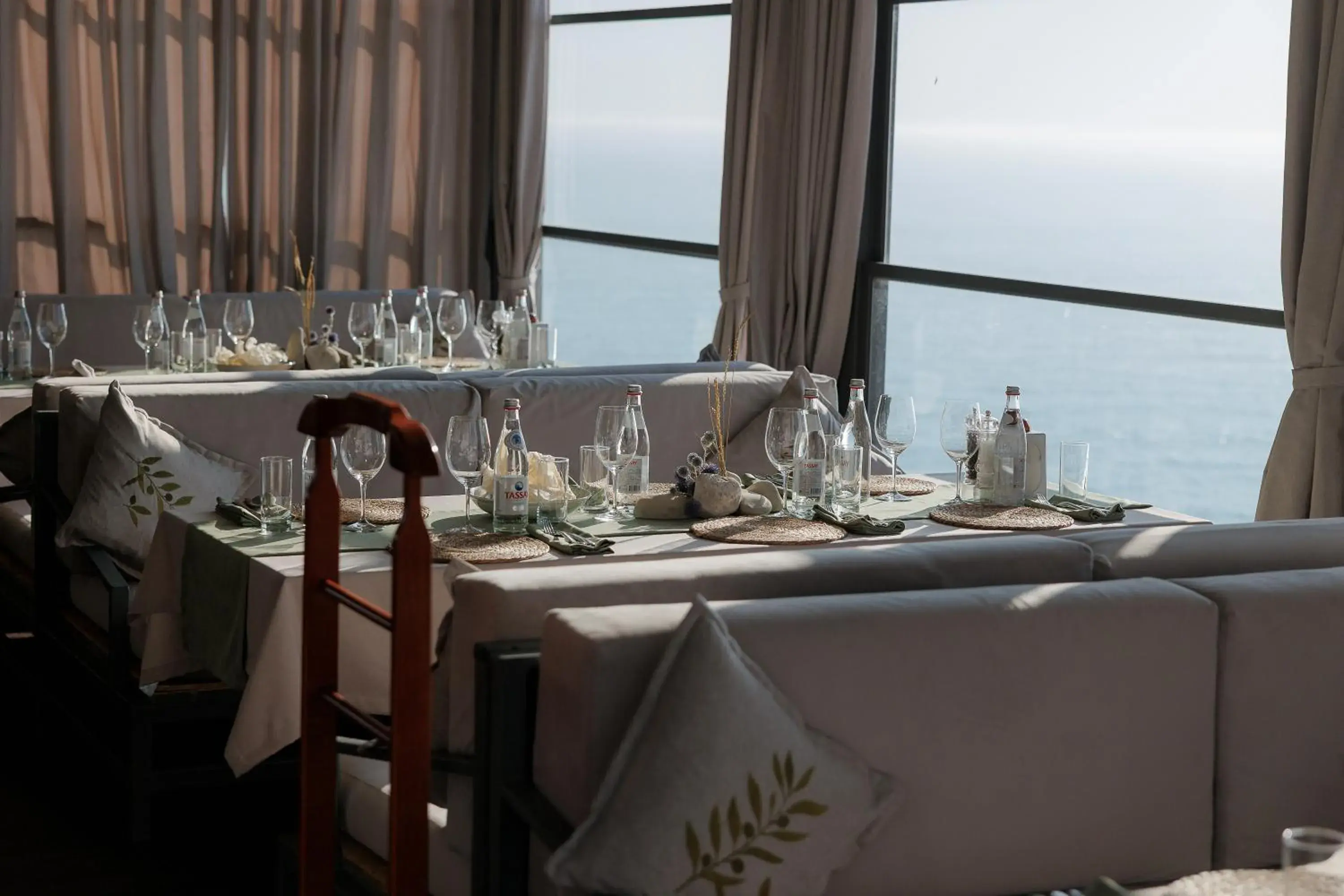 Restaurant/places to eat in Caspian Riviera Grand Palace Hotel Restaurant/places to eat in Caspian Riviera Grand Palace Hotel