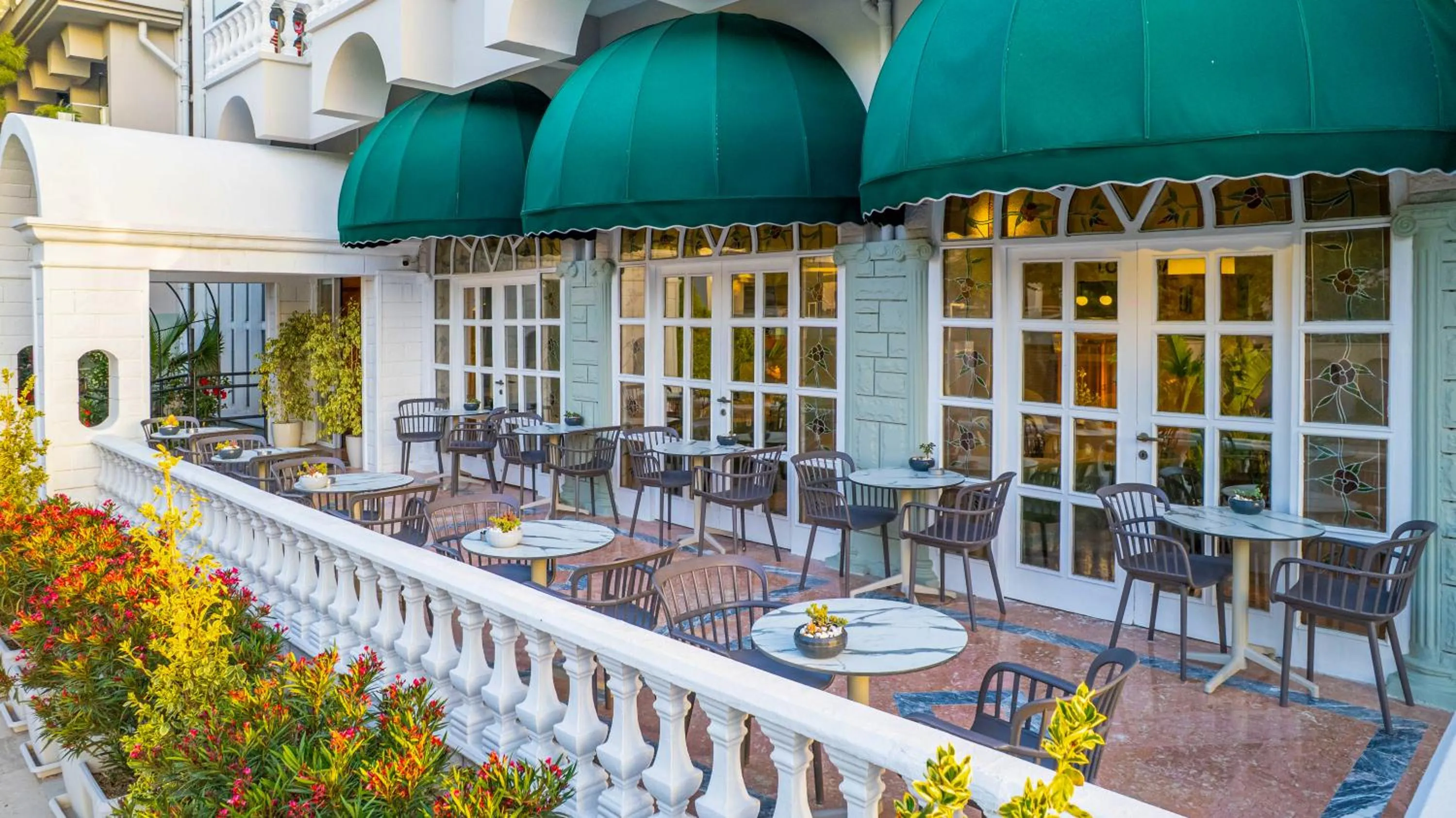 Patio in Rose Garden Premium - Ultra All Inclusive