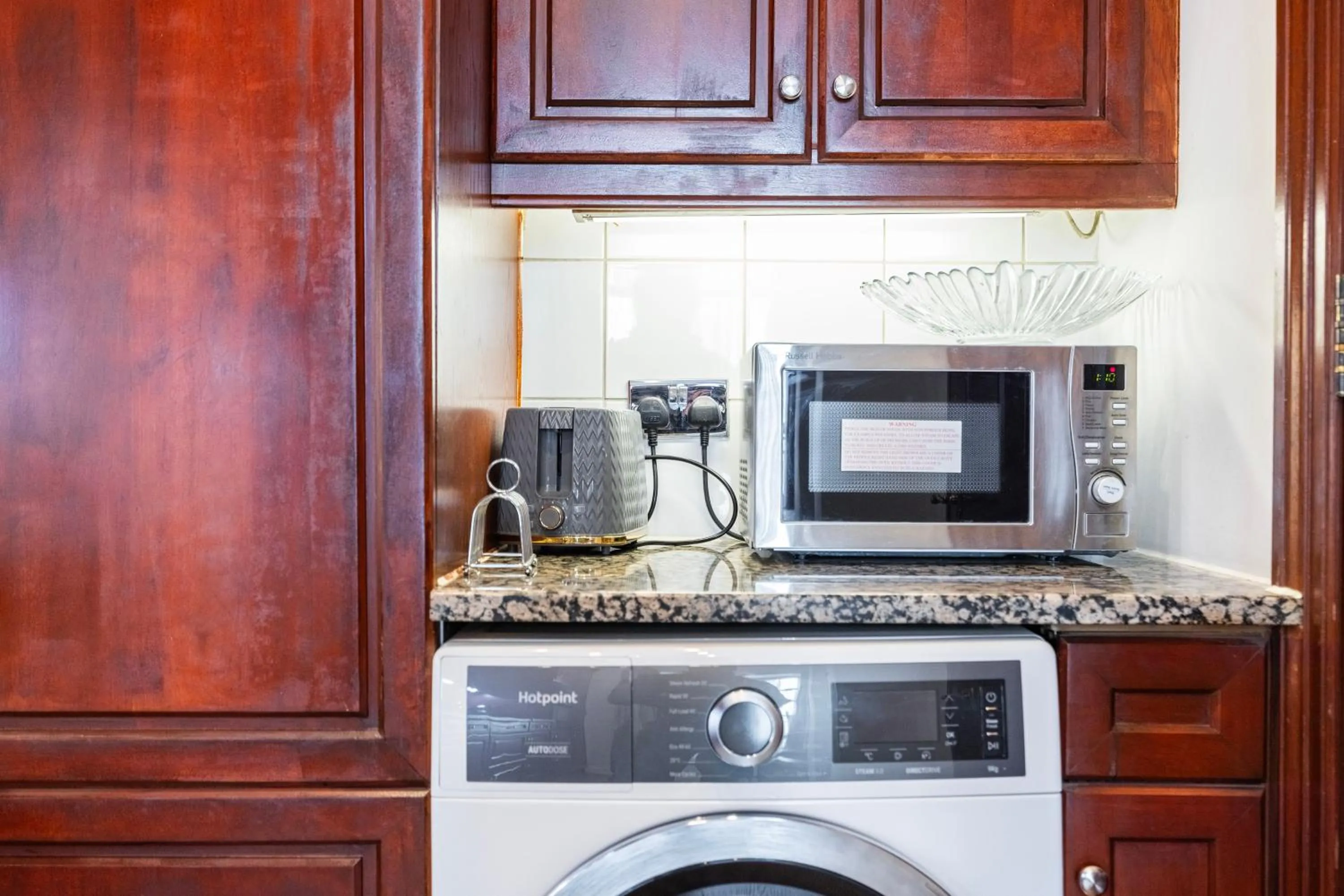 Kitchen or kitchenette in CARLTON COURT - MAYFAIR