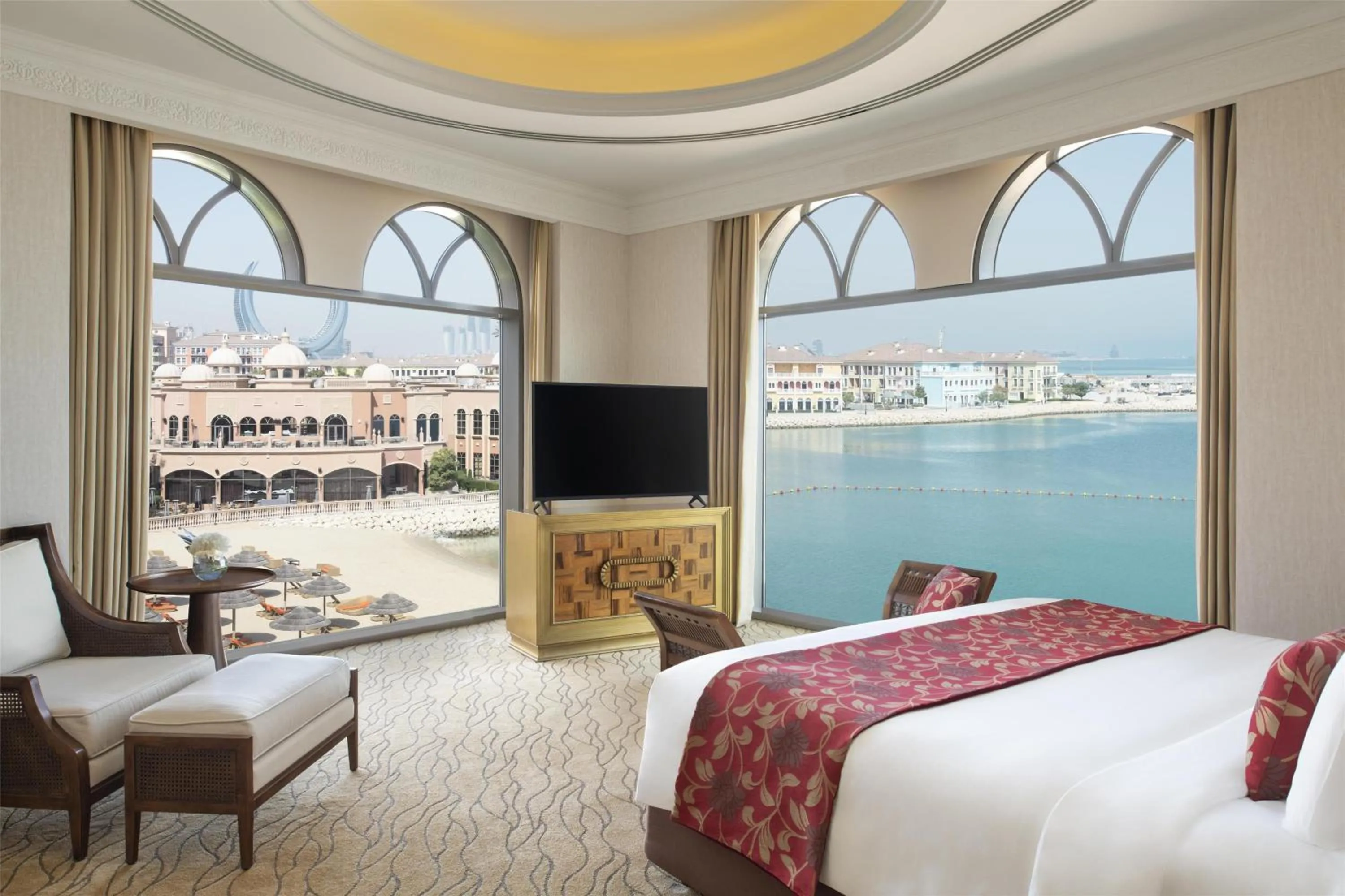 Photo of the whole room, Bed in Marsa Malaz Kempinski, The Pearl