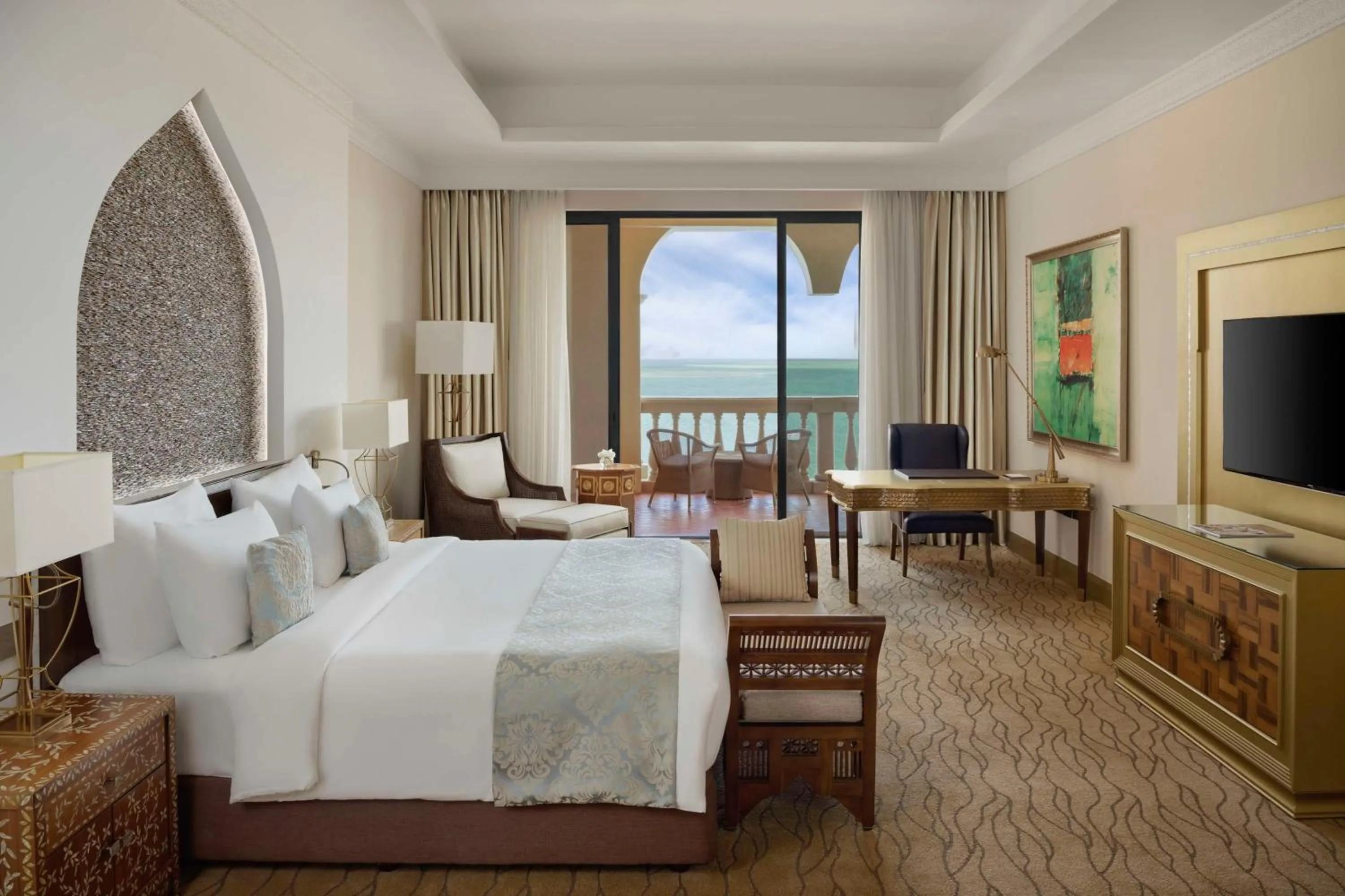 Photo of the whole room, Bed in Marsa Malaz Kempinski, The Pearl