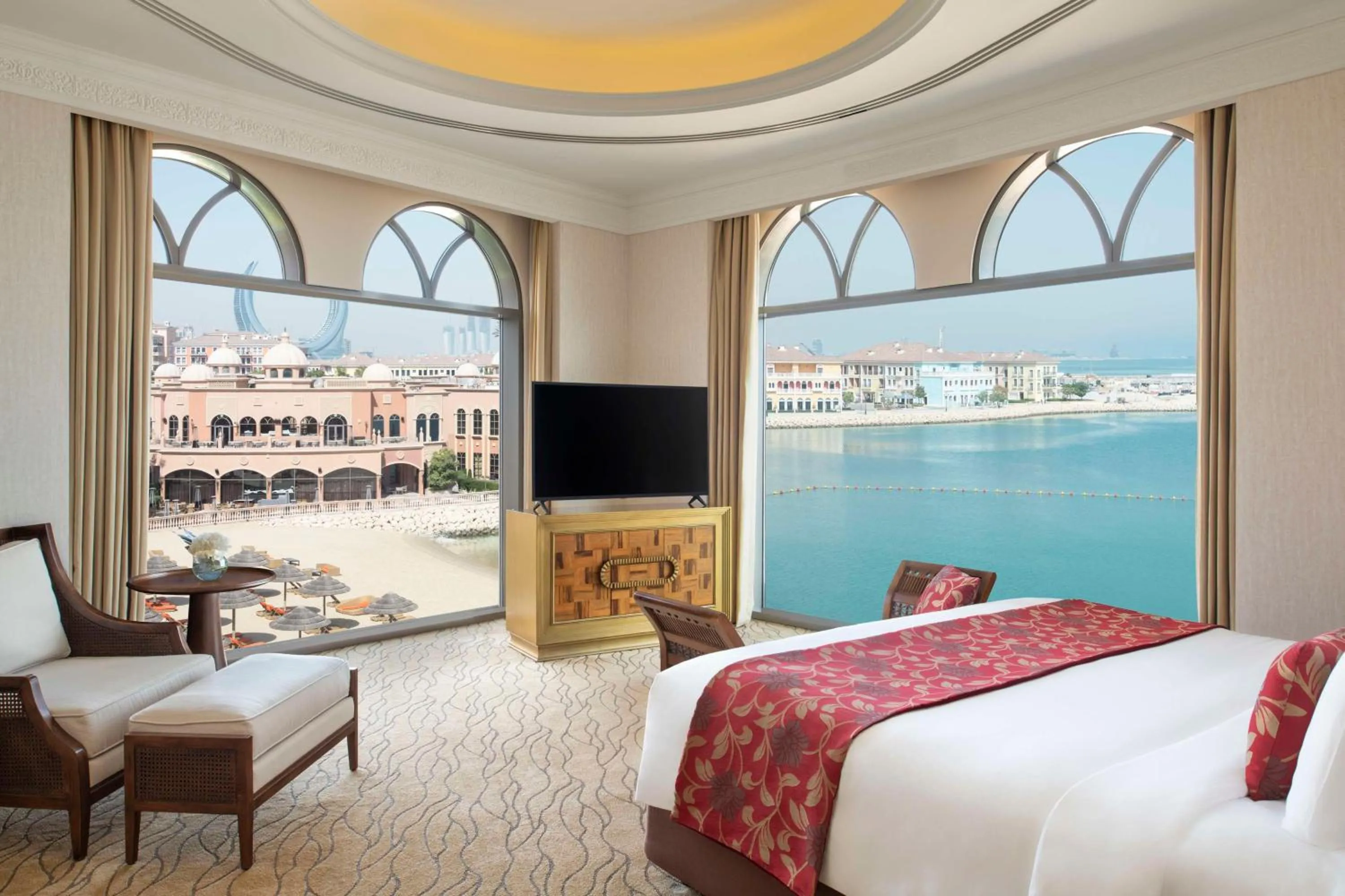 Photo of the whole room, Bed in Marsa Malaz Kempinski, The Pearl