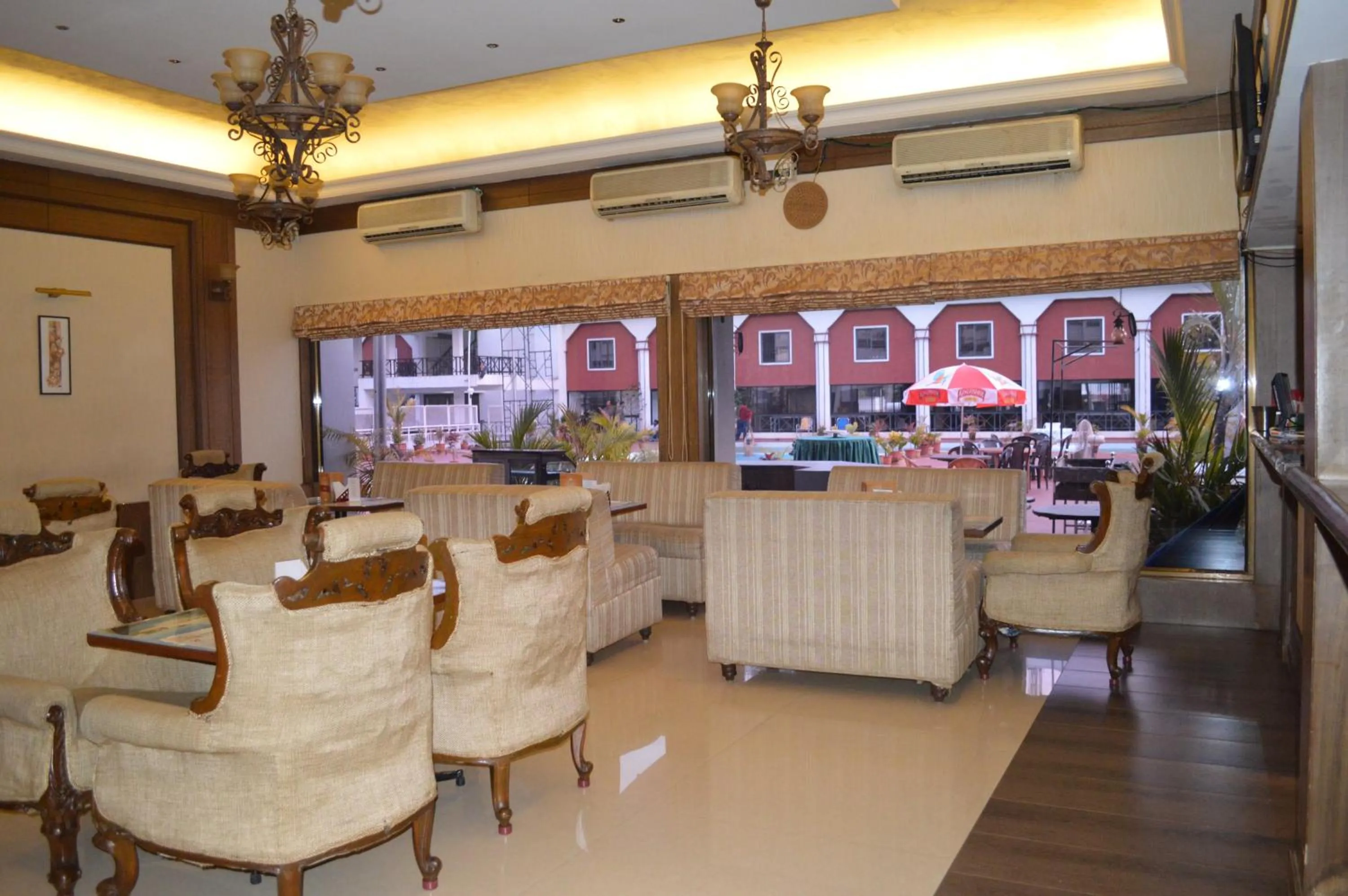 Restaurant/places to eat in Moti Mahal