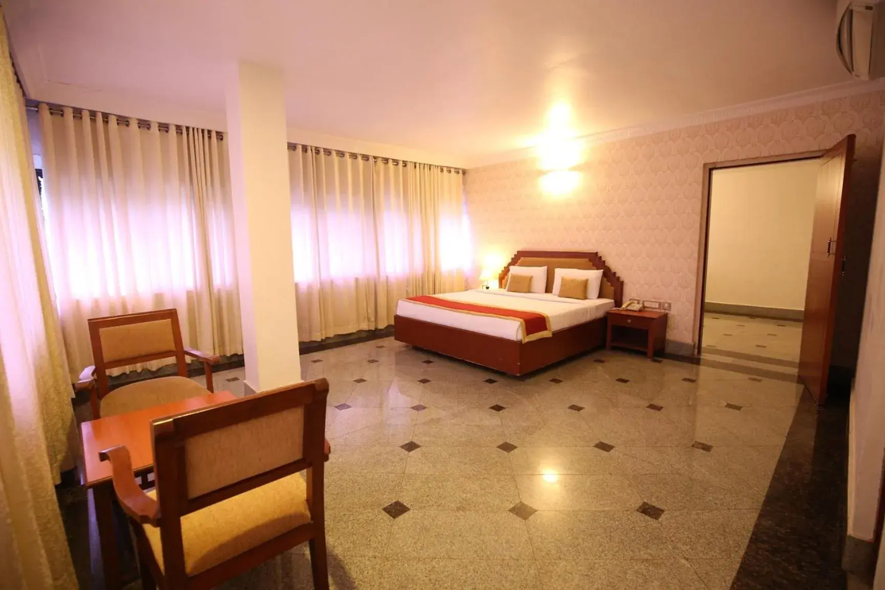 Standard Suite in Moti Mahal Standard Suite in Moti Mahal