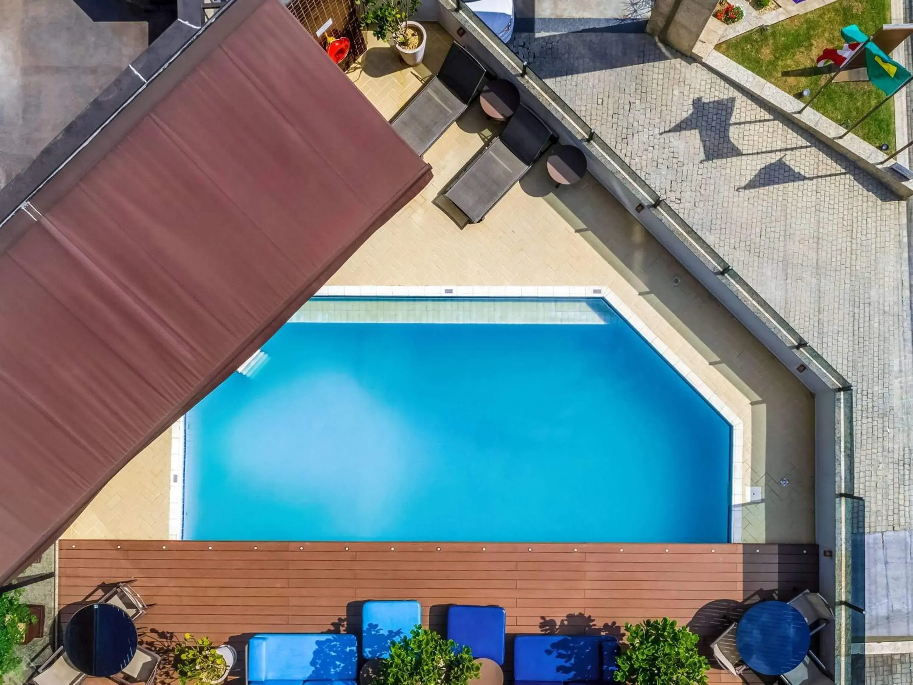 Pool view in Mercure Joinville Prinz Pool view in Mercure Joinville Prinz