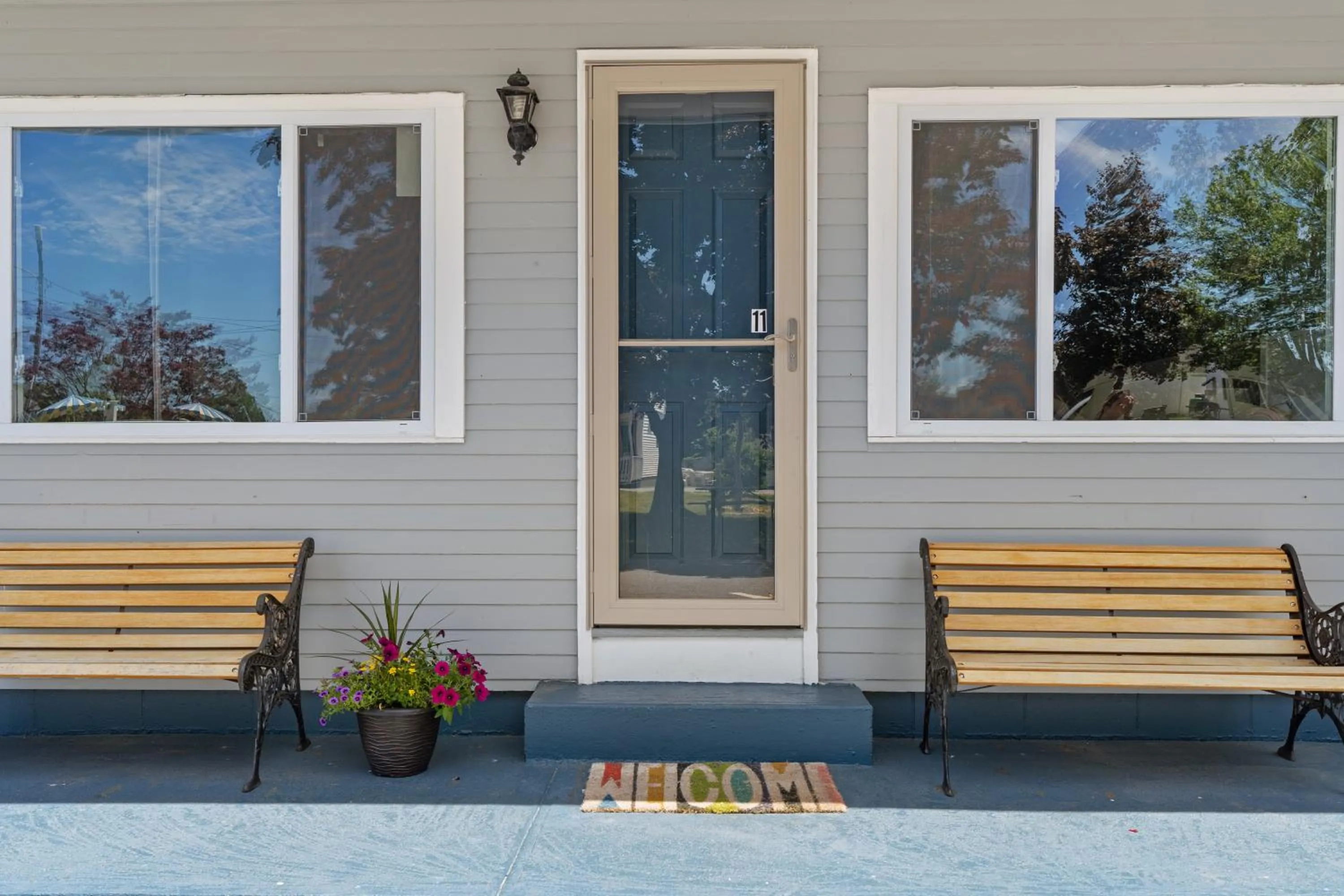 Property building in The Beaches Guestrooms and Cottages