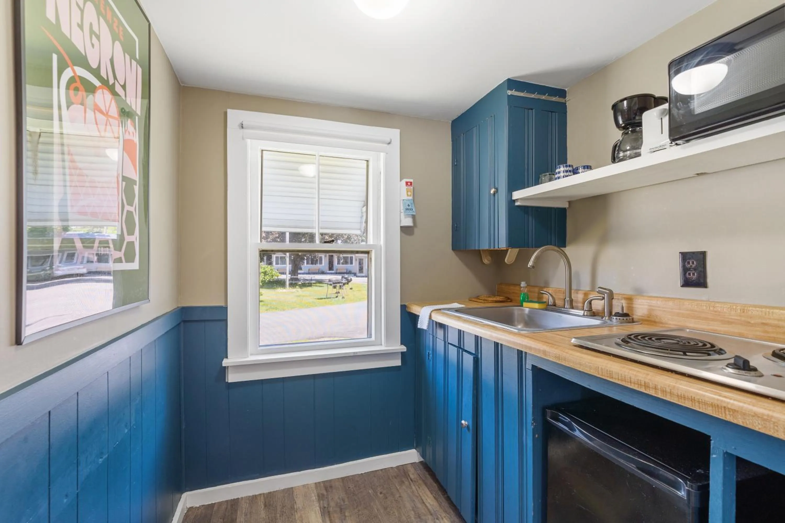 Kitchen or kitchenette in The Beaches Guestrooms and Cottages