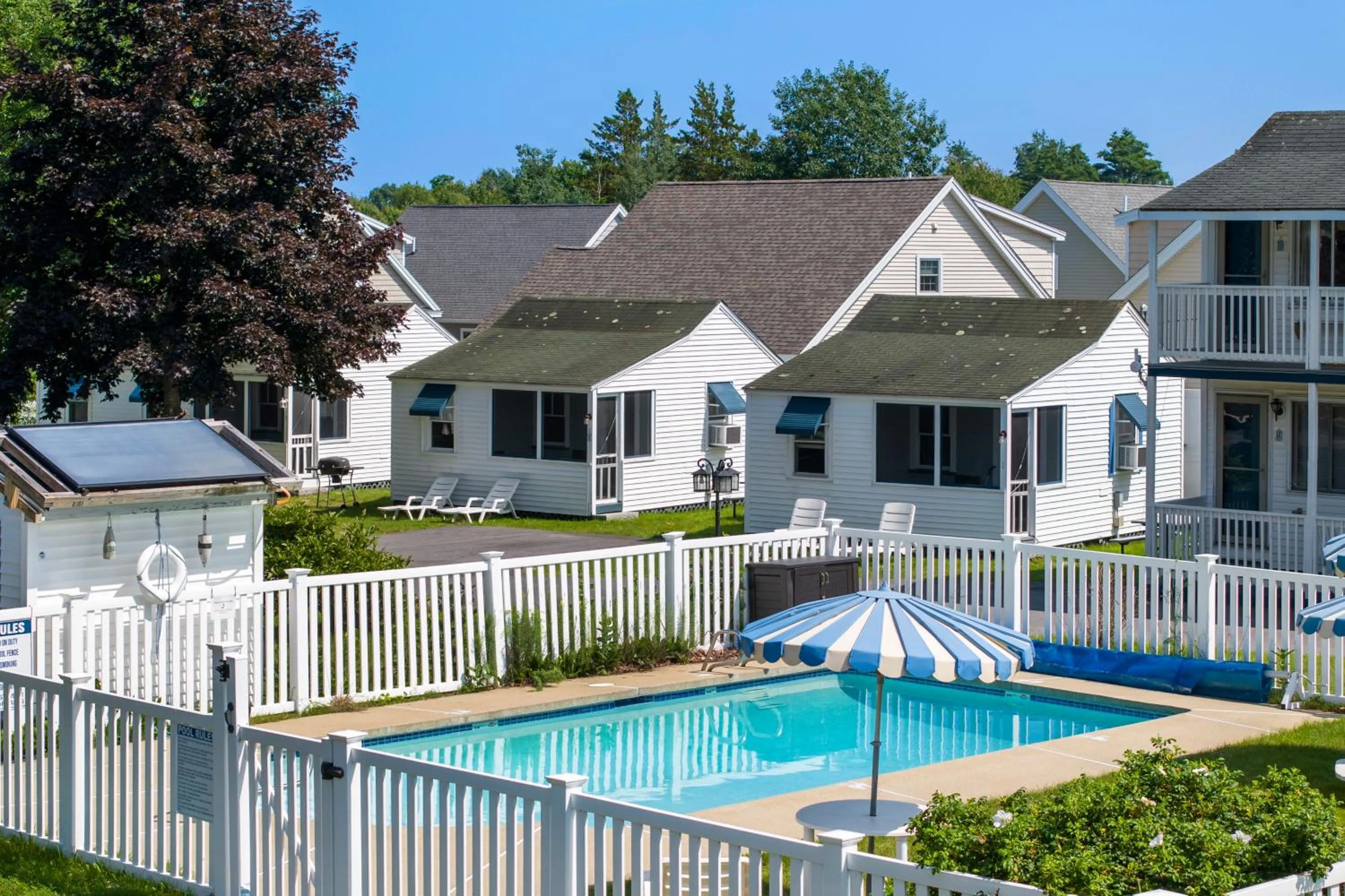 Swimming pool in The Beaches Guestrooms and Cottages