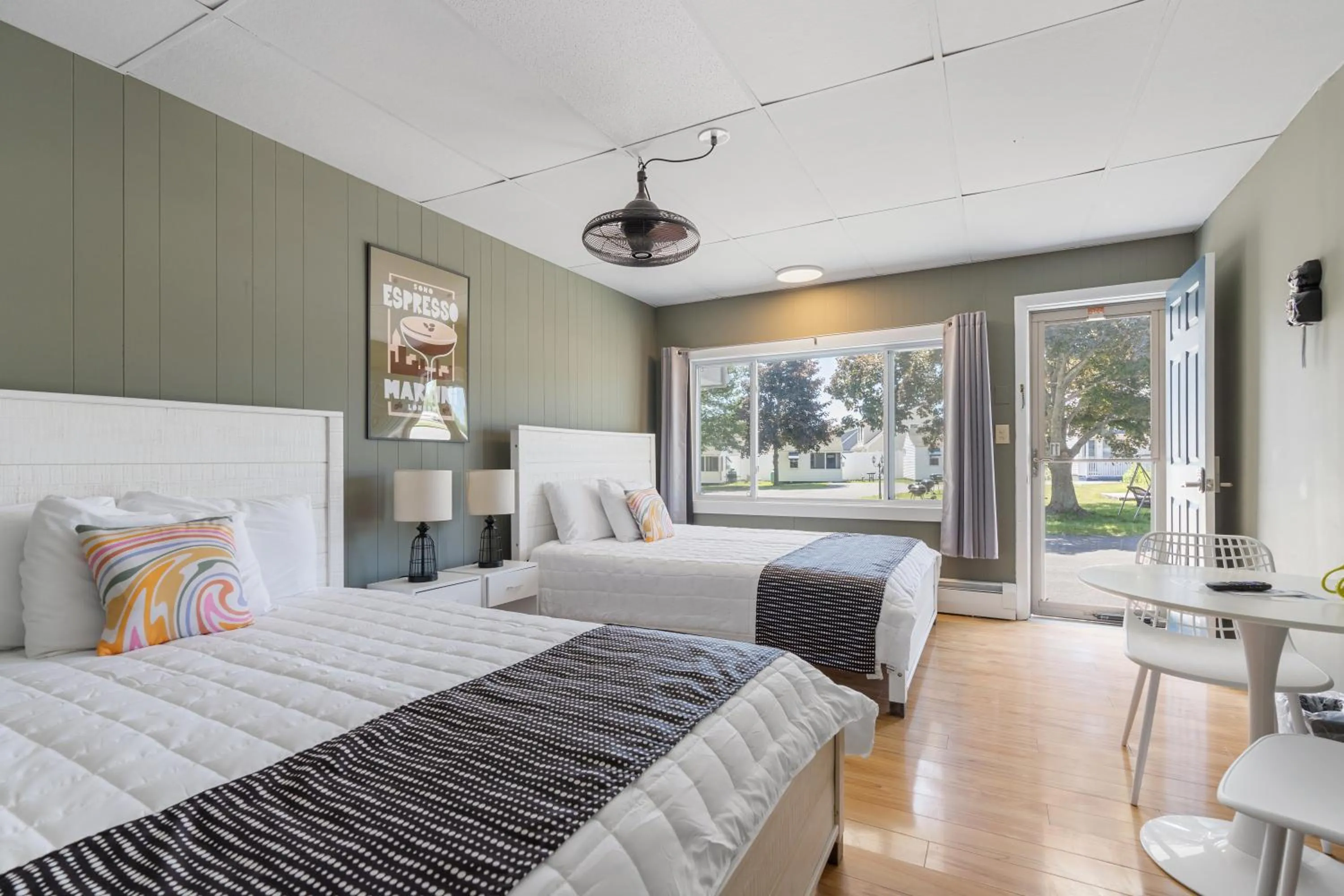 Bed in The Beaches Guestrooms and Cottages