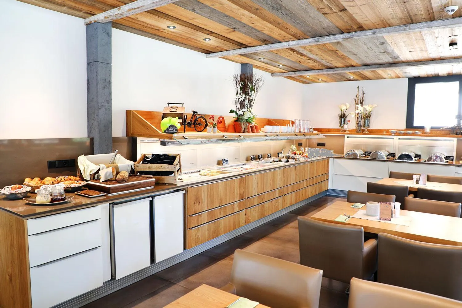 Breakfast in Schloss Hotel Burgbrohl