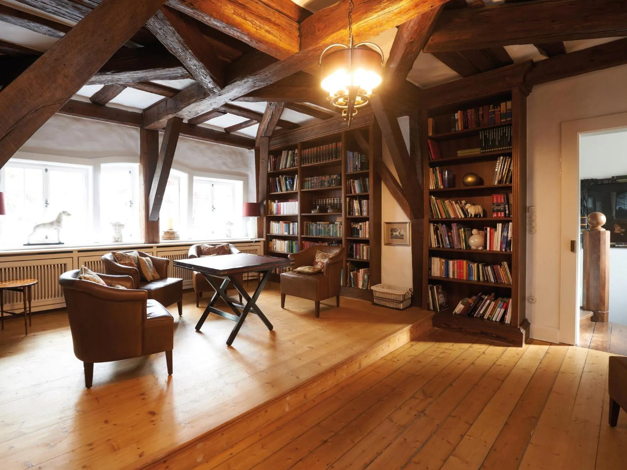 Library in Schloss Hotel Burgbrohl