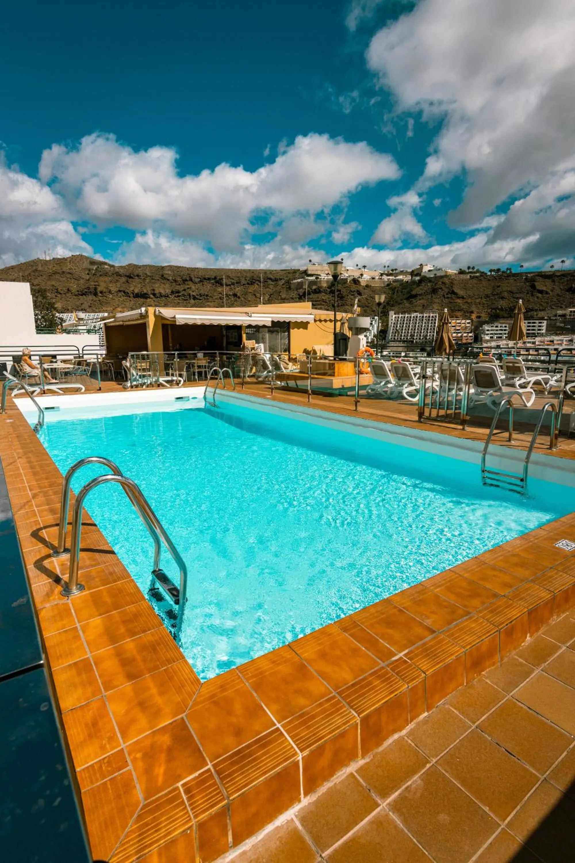Aparthotel MONTERREY