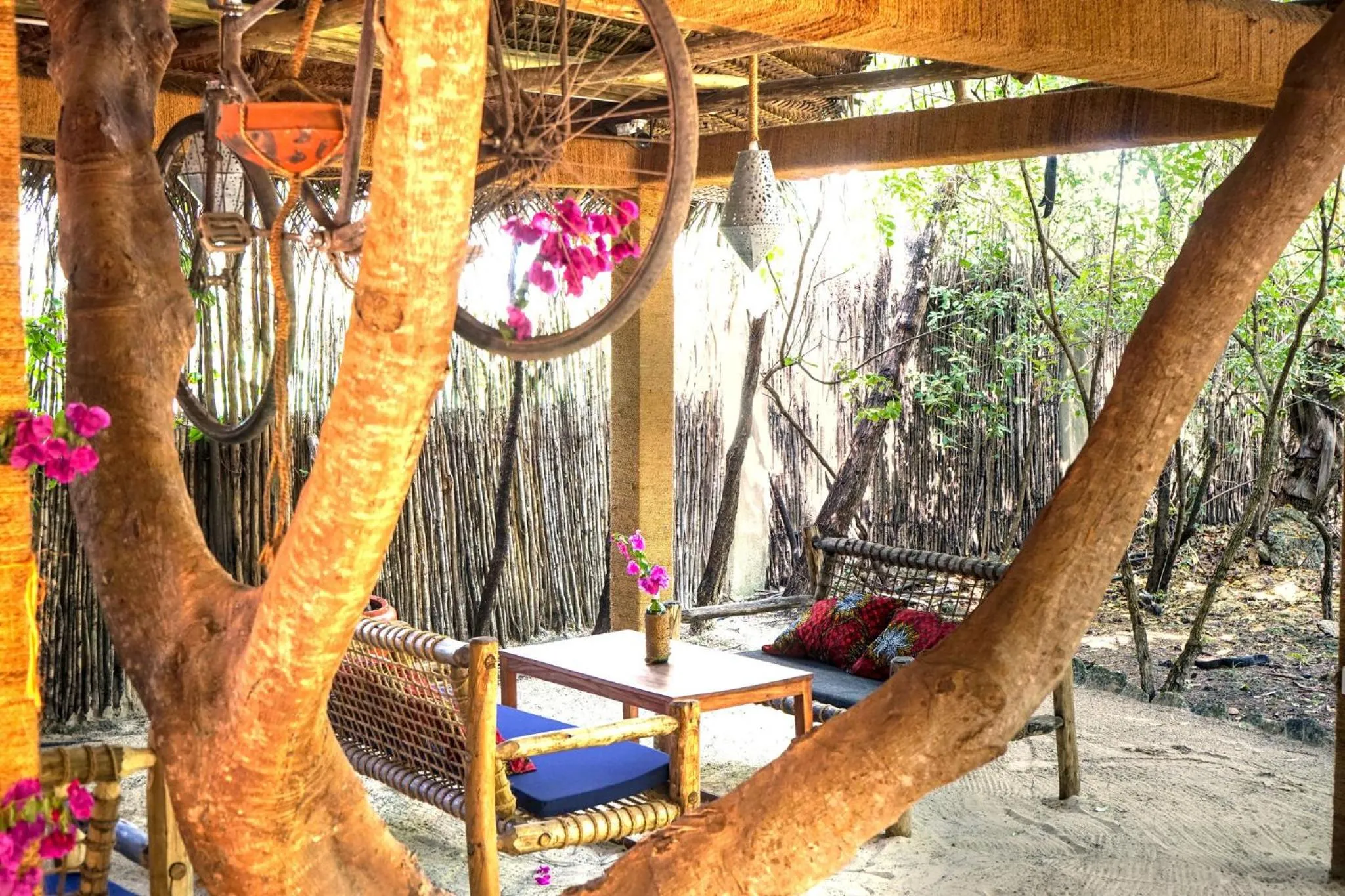 Restaurant/places to eat in Demani Lodge Zanzibar