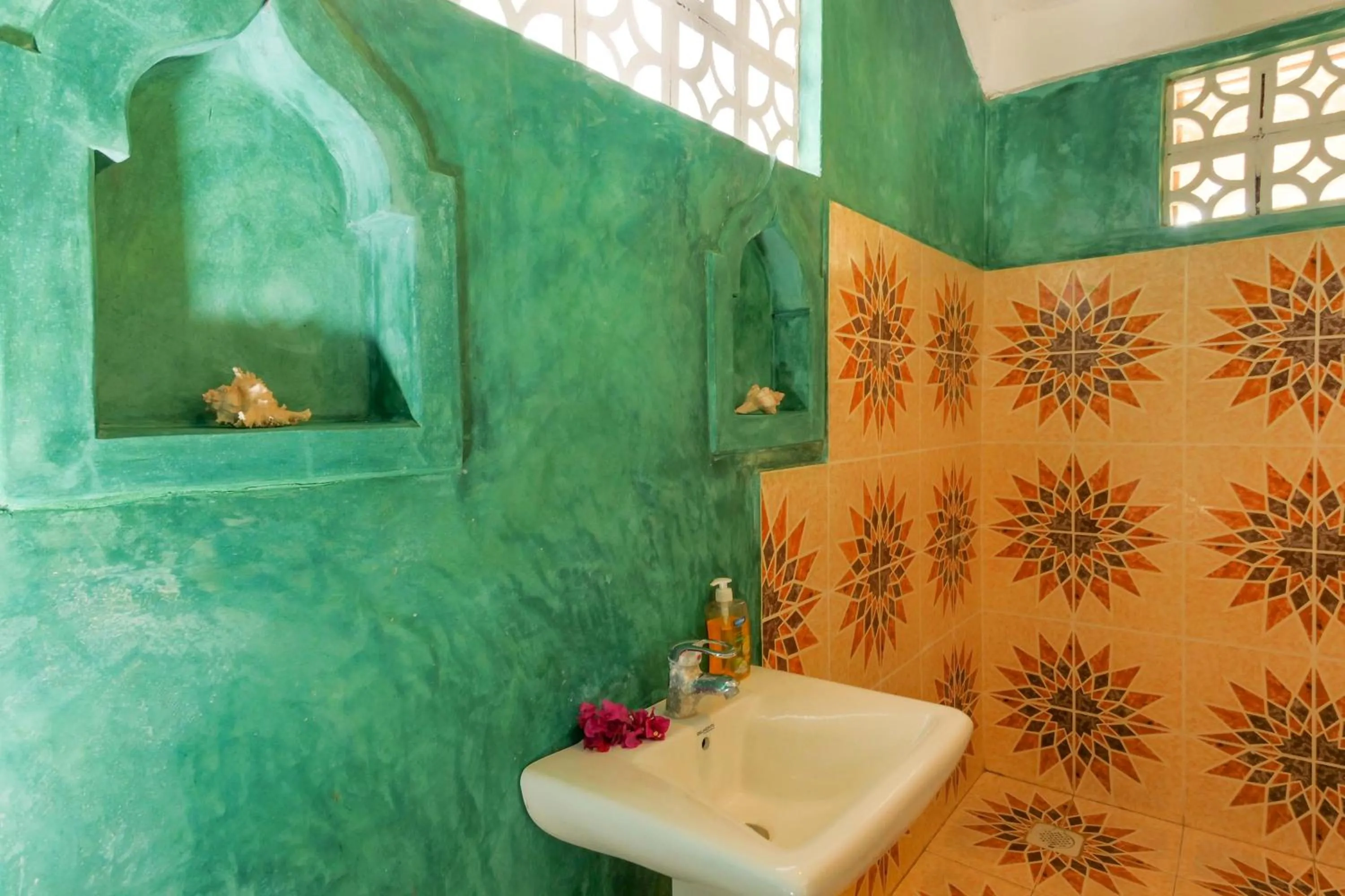 Bathroom in Demani Lodge Zanzibar