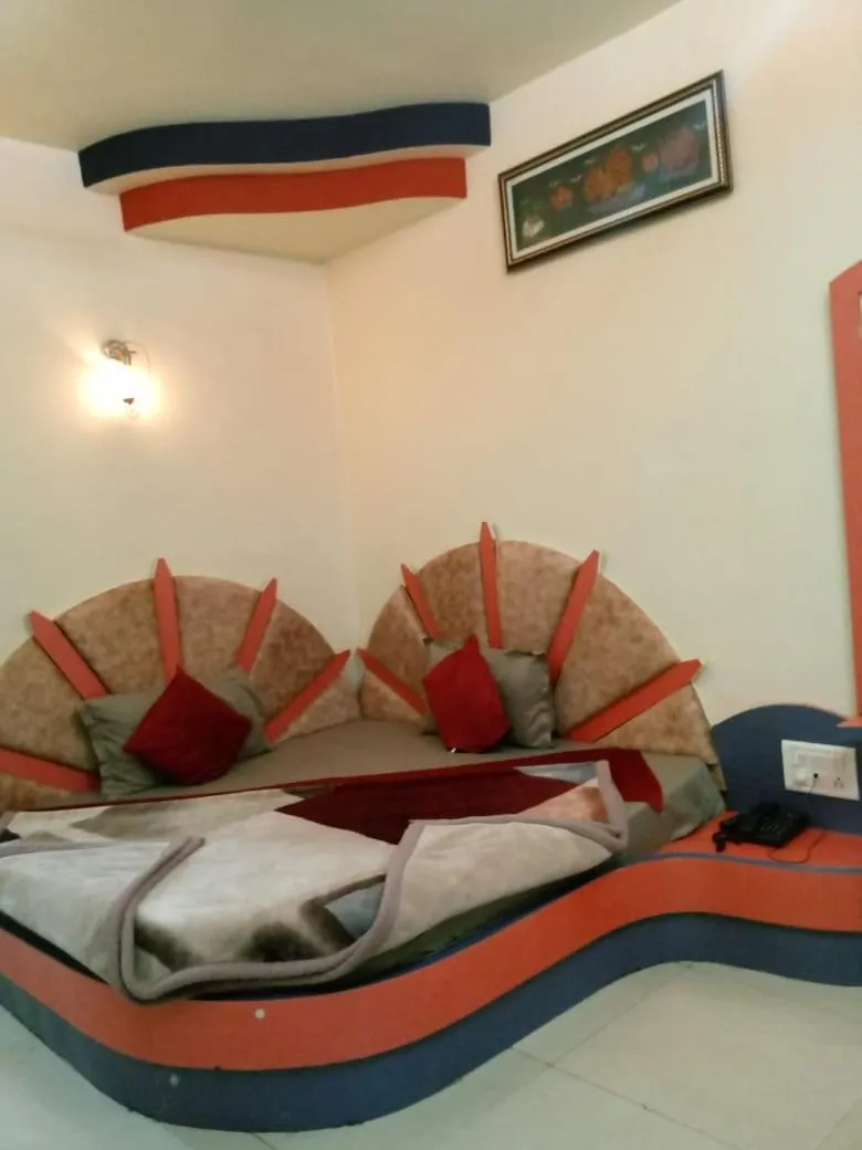 Hotel Amar palace pachmarhi