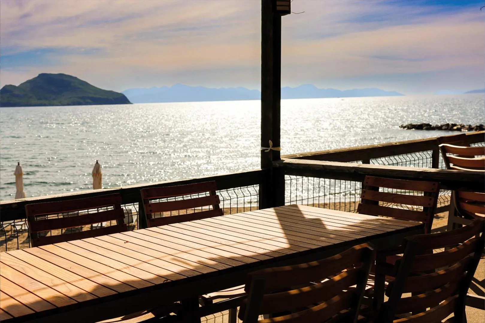 Beach in Bodrum Ada Apart Otel Turgutreis