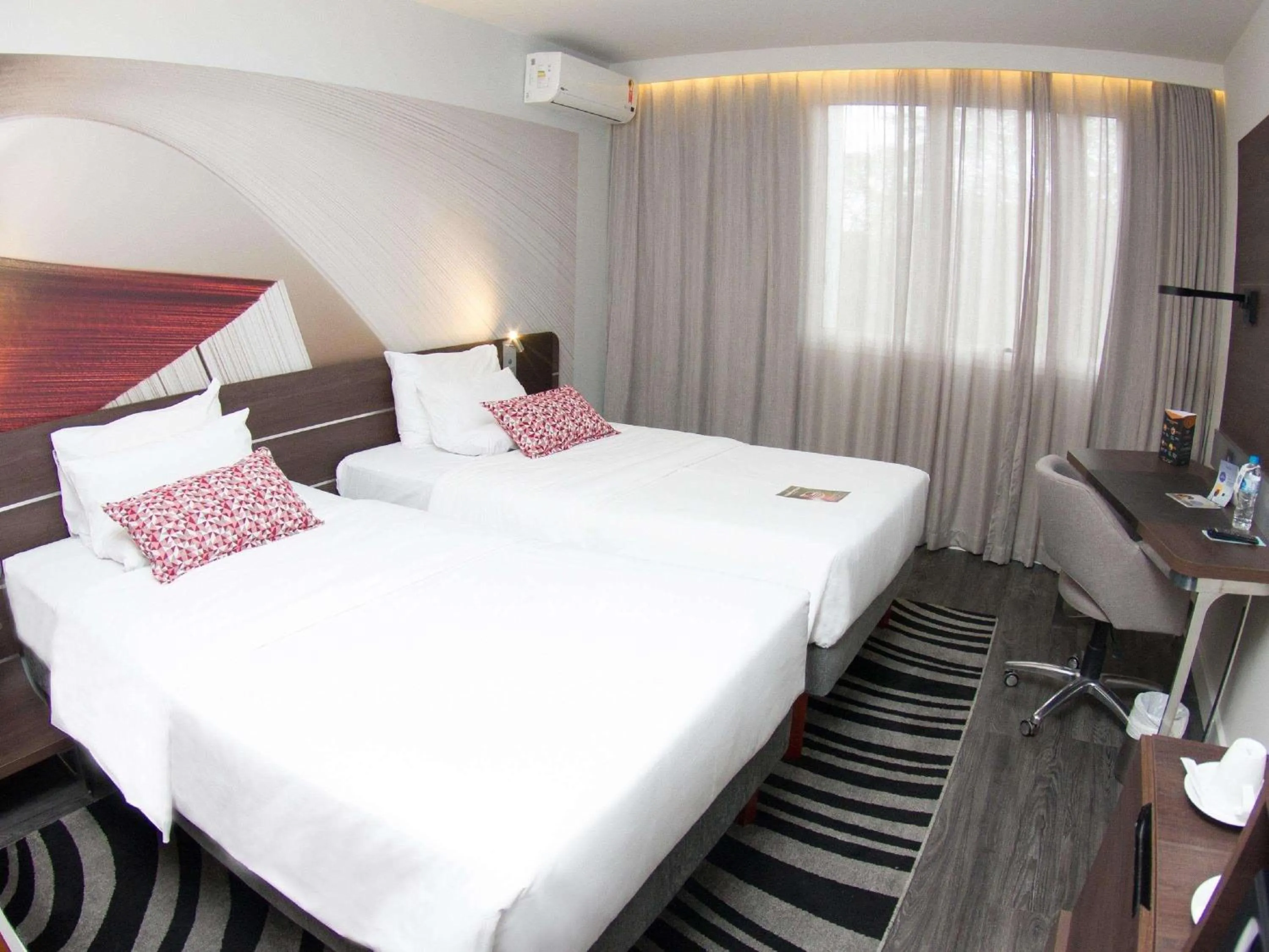 Bedroom, Bed in Novotel Sao Jose dos Campos