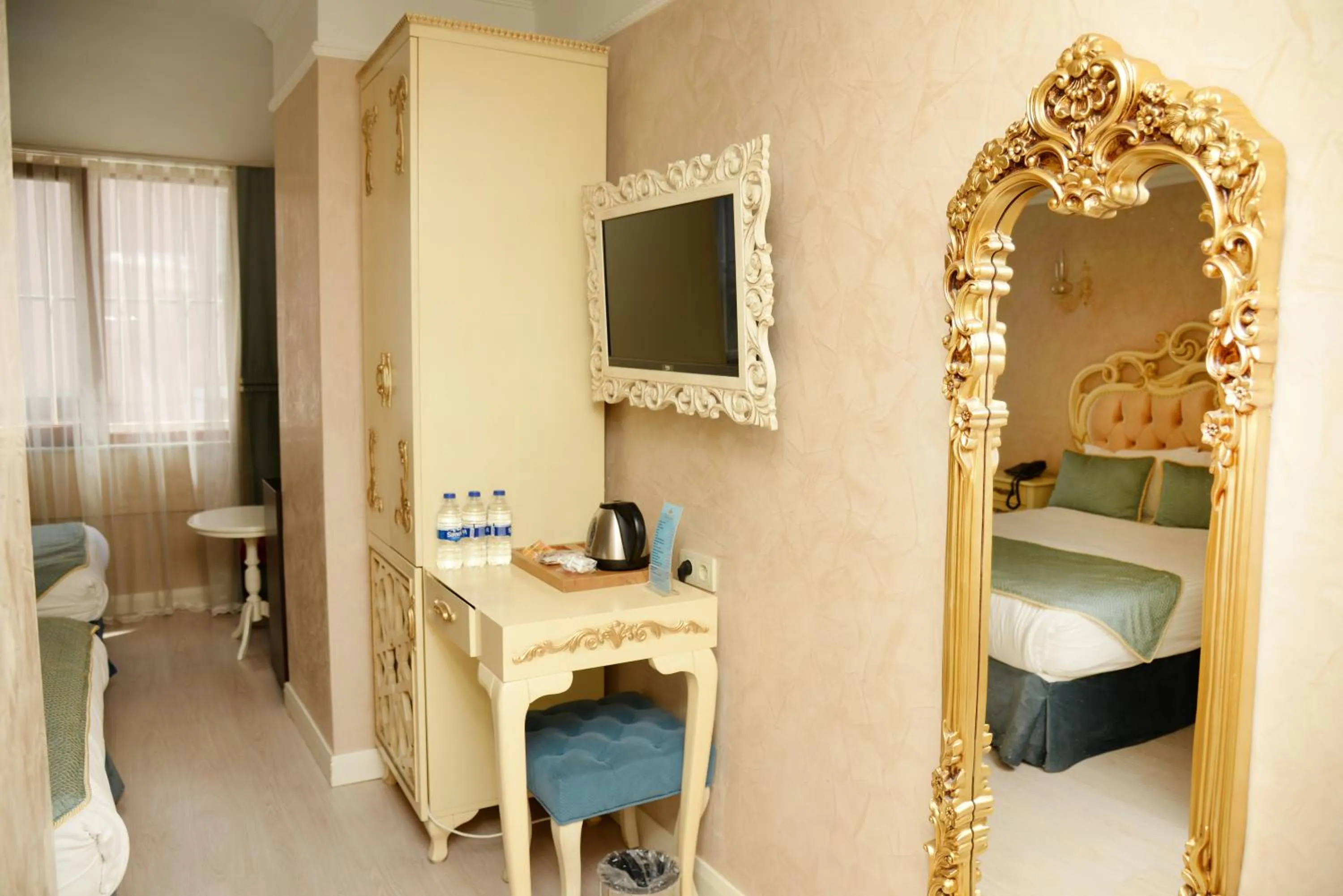 Property building in Edibe Sultan Hotel