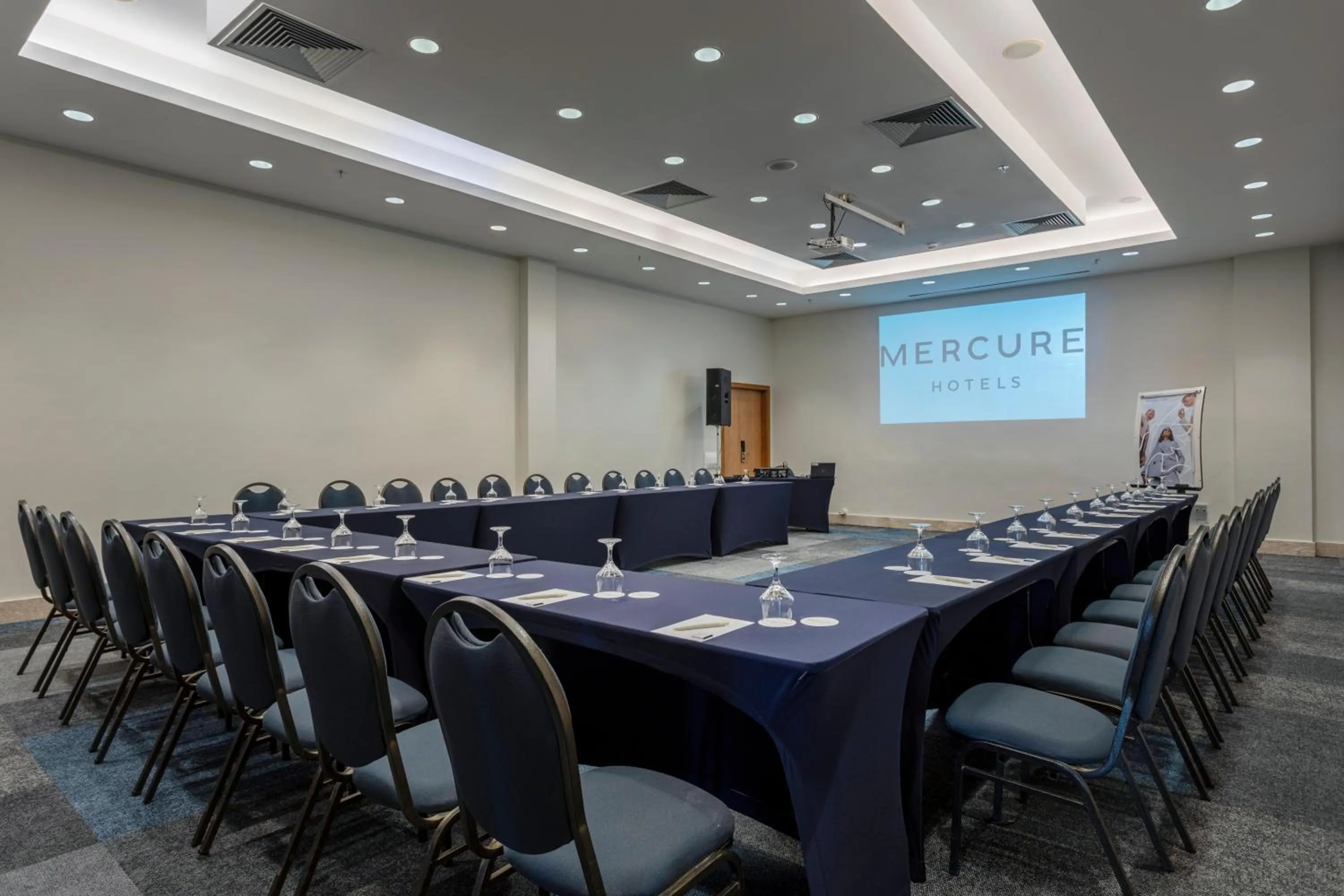 Meeting/conference room in Mercure Salvador Rio Vermelho