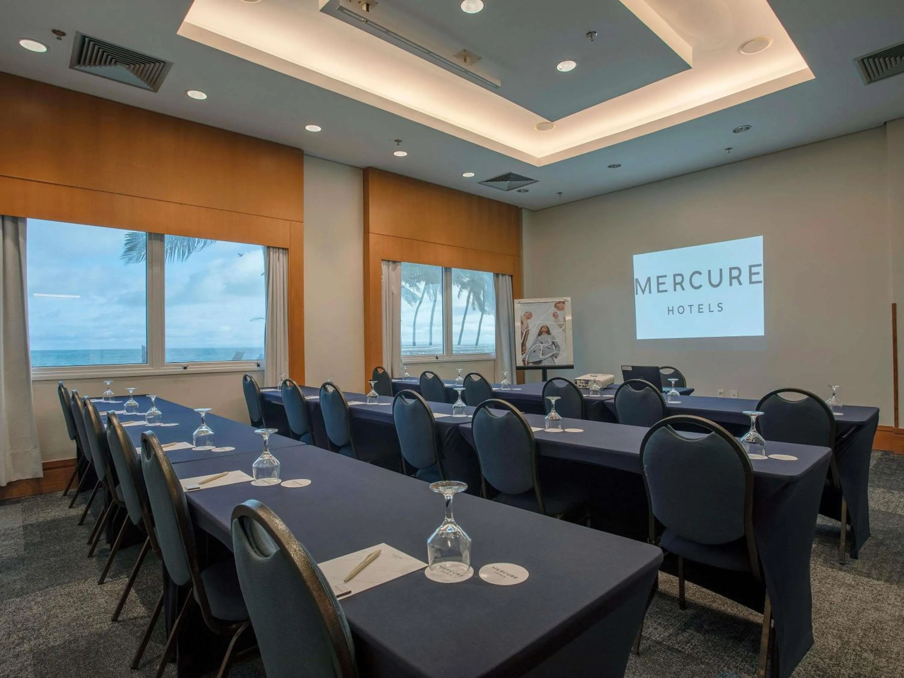 Meeting/conference room in Mercure Salvador Rio Vermelho