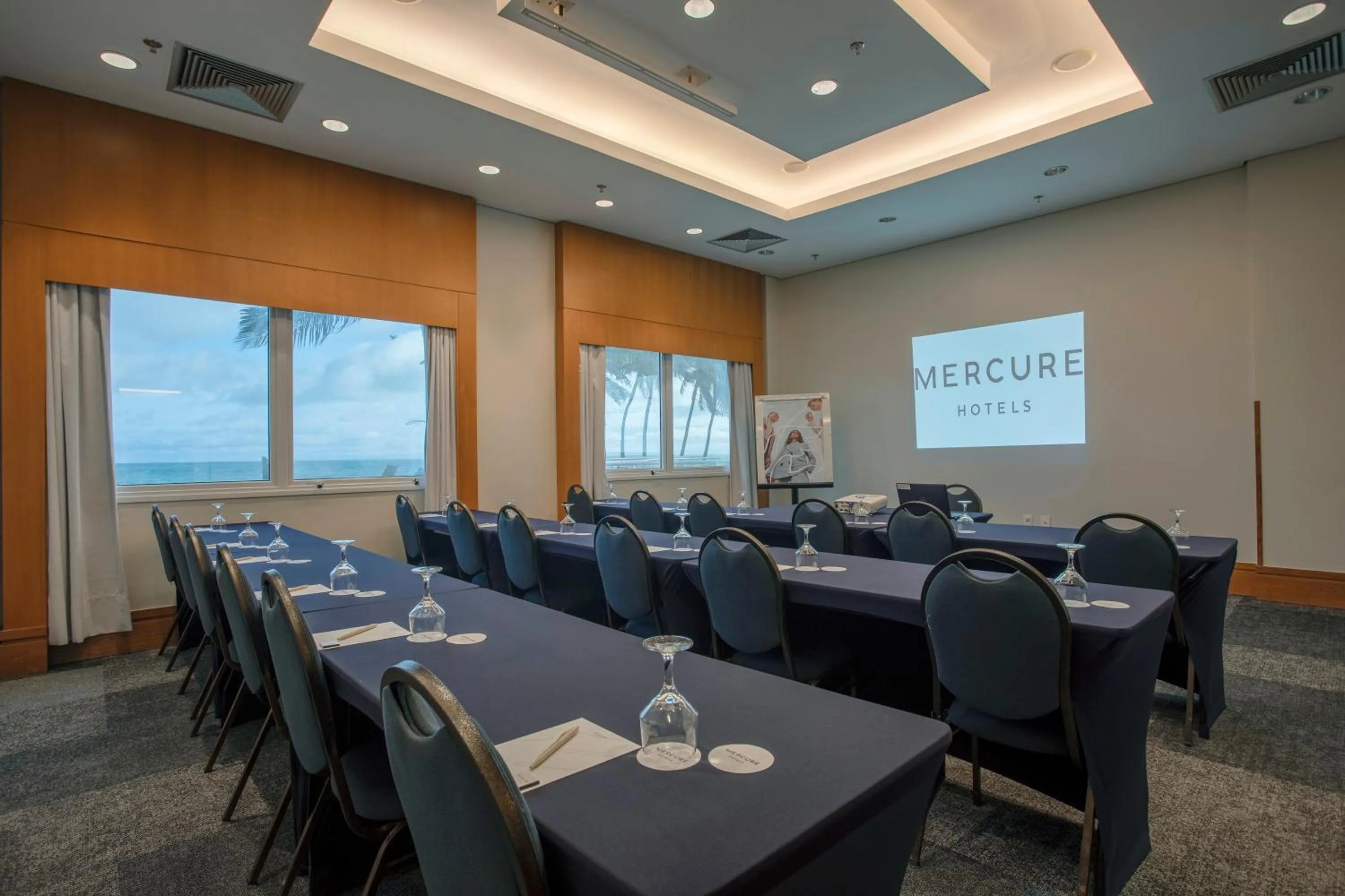 Meeting/conference room in Mercure Salvador Rio Vermelho
