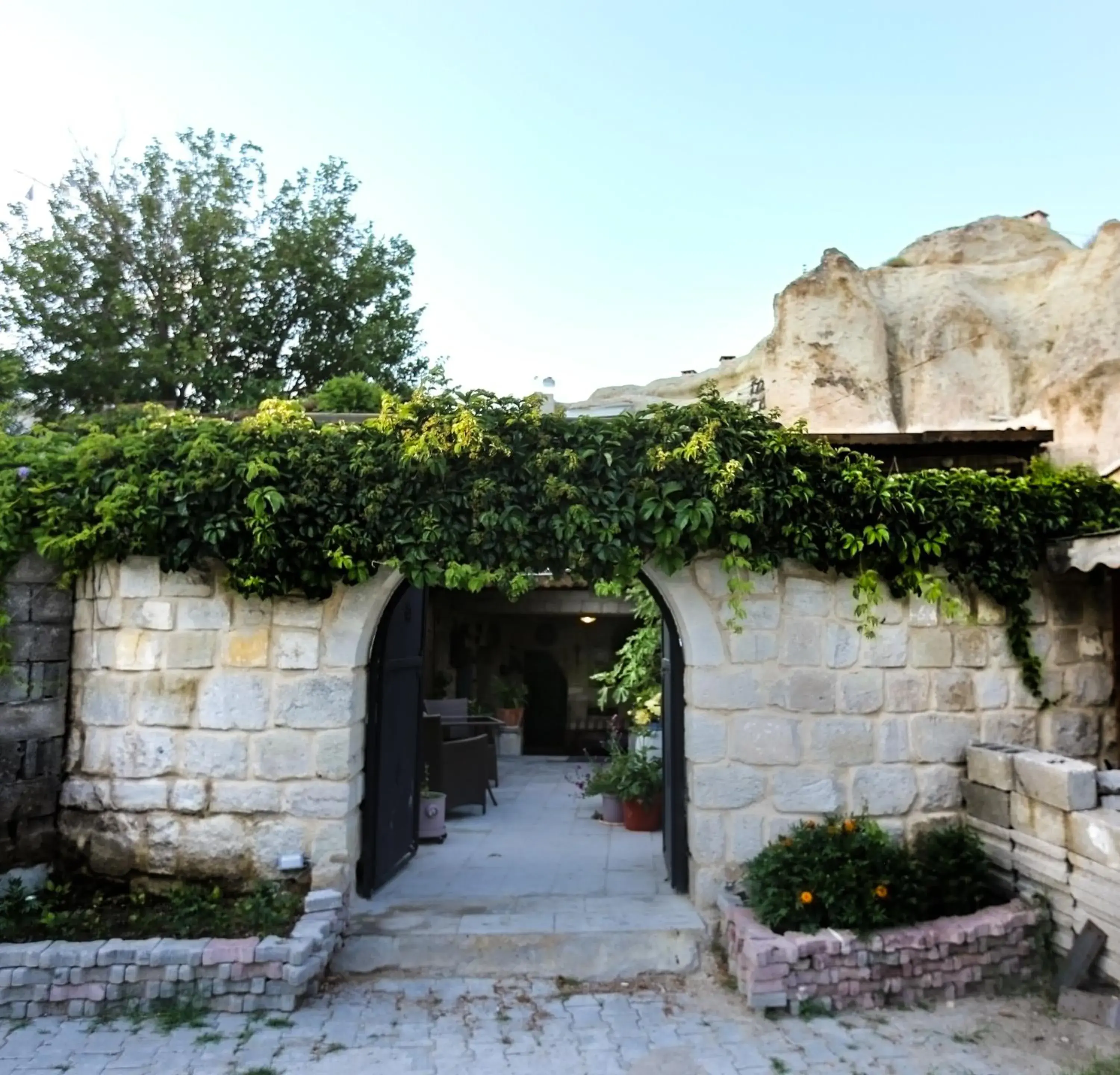 Facade/entrance in Turkish Cave House Facade/entrance in Turkish Cave House