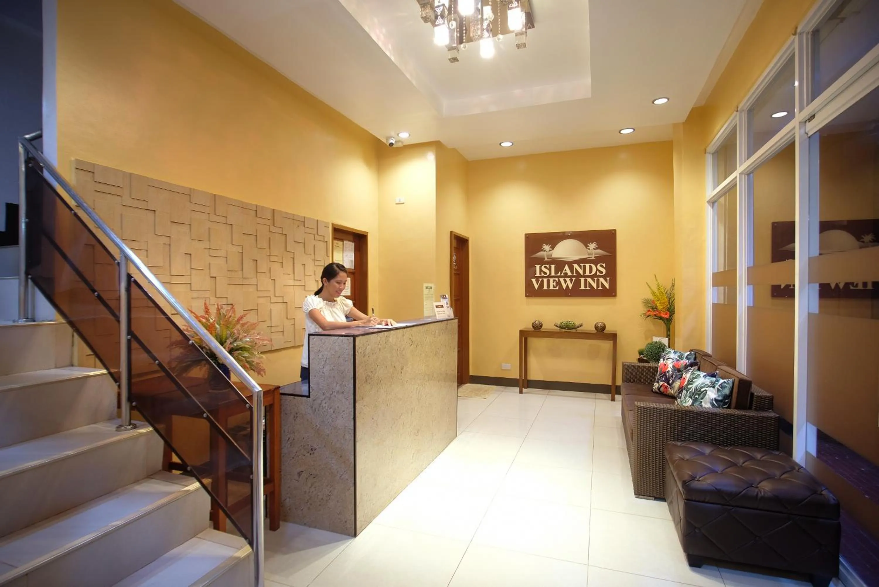 Lobby or reception in ISLANDS VIEW INN