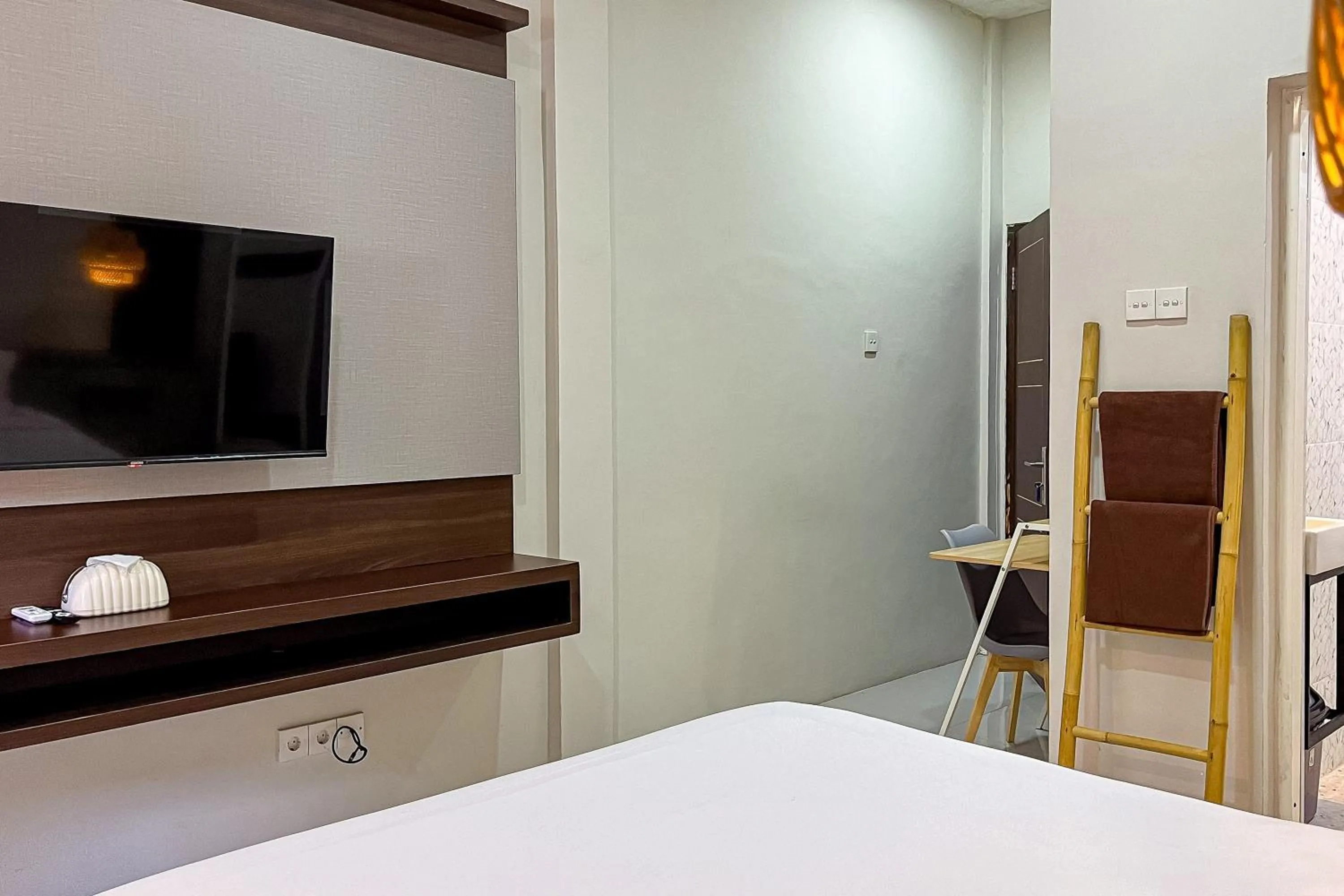 TV and multimedia, Bed in Sekeca Coliving