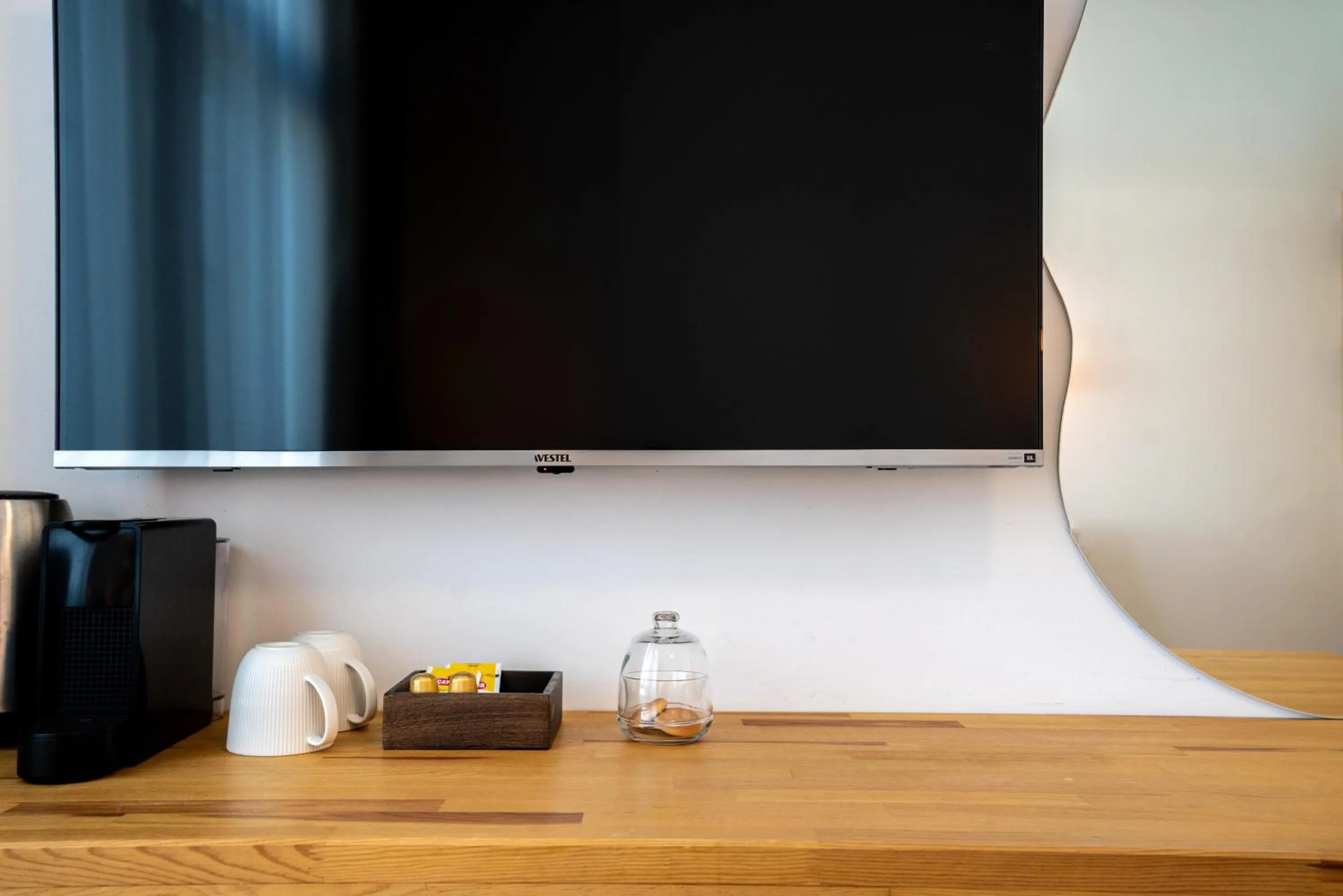 Coffee/tea facilities in Audo Local