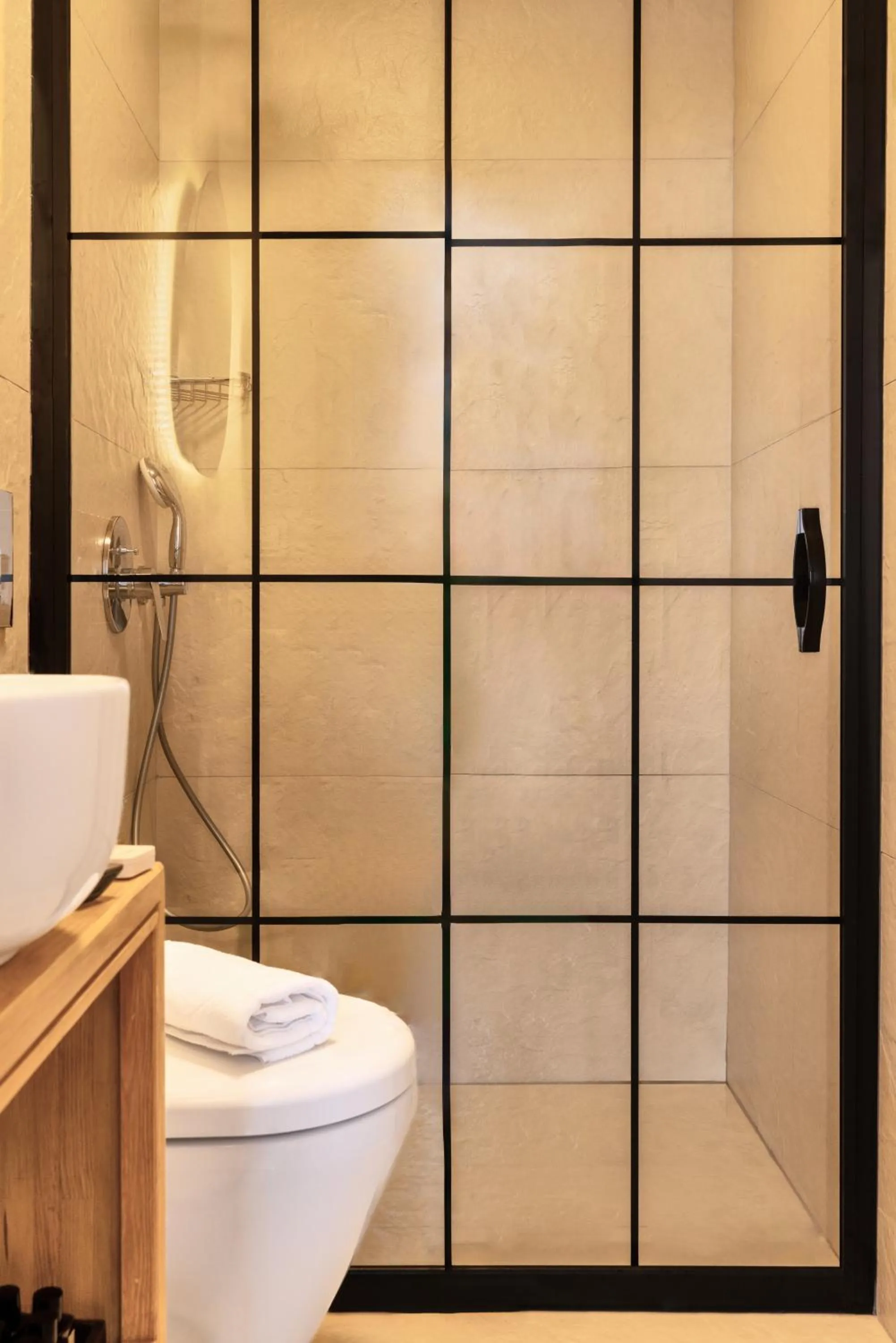 Bathroom in Audo Local