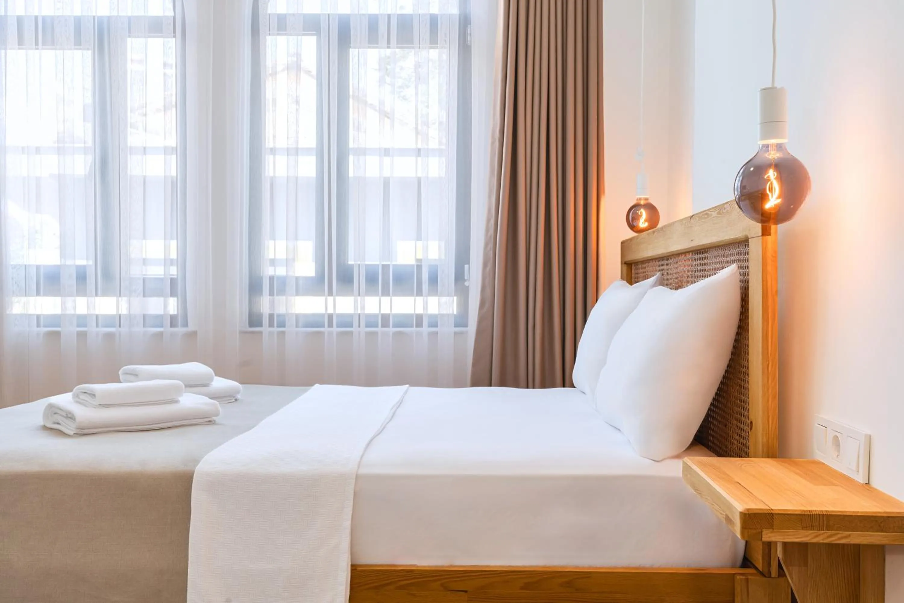 Photo of the whole room, Bed in Audo Local