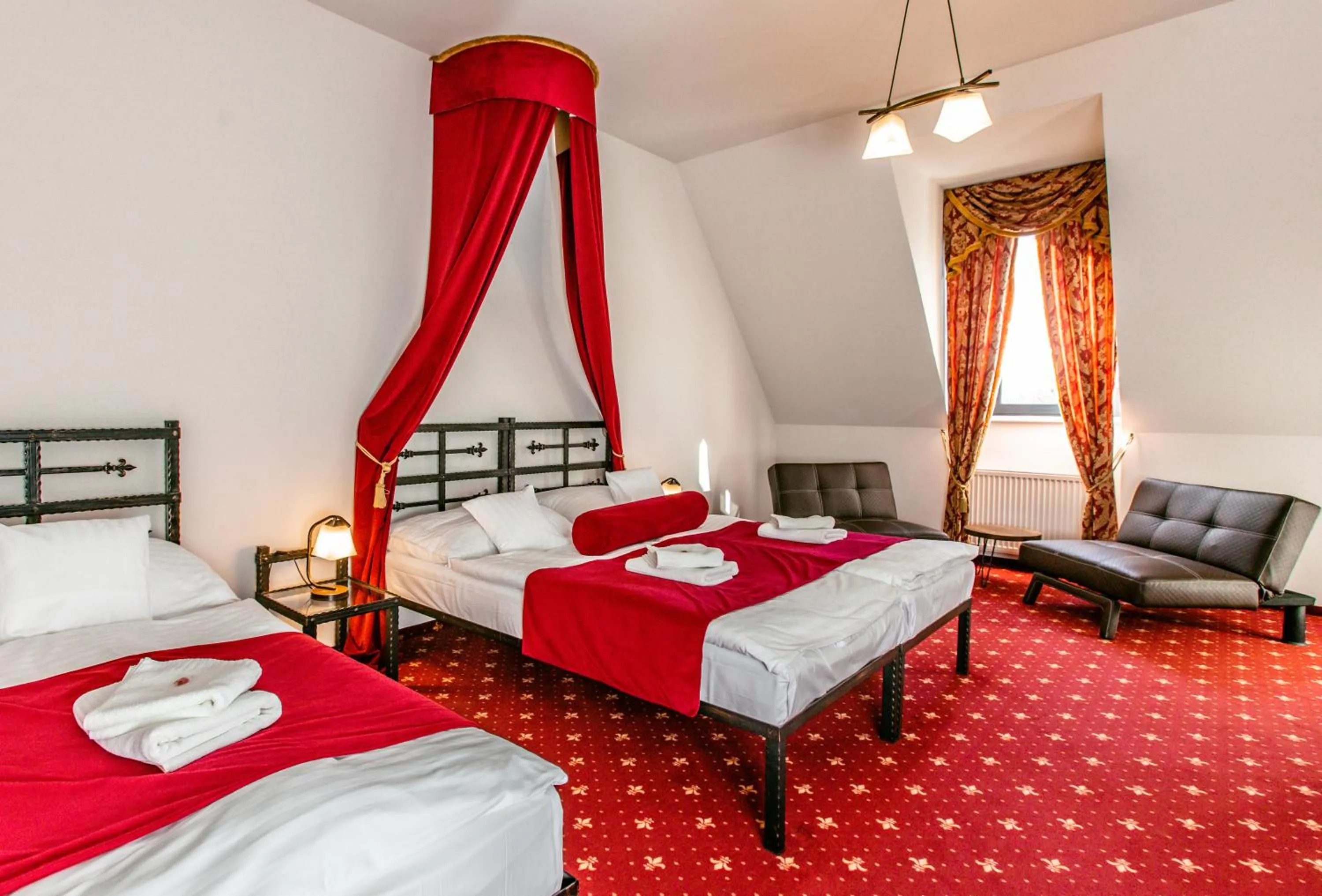 Bed in Hotel Grand Vígľaš