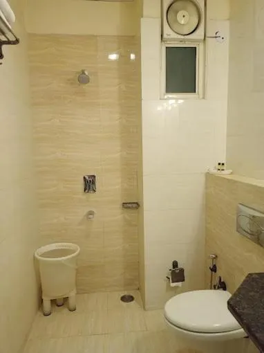 Shower in Hotel Vaishali Inn Ghaziabad