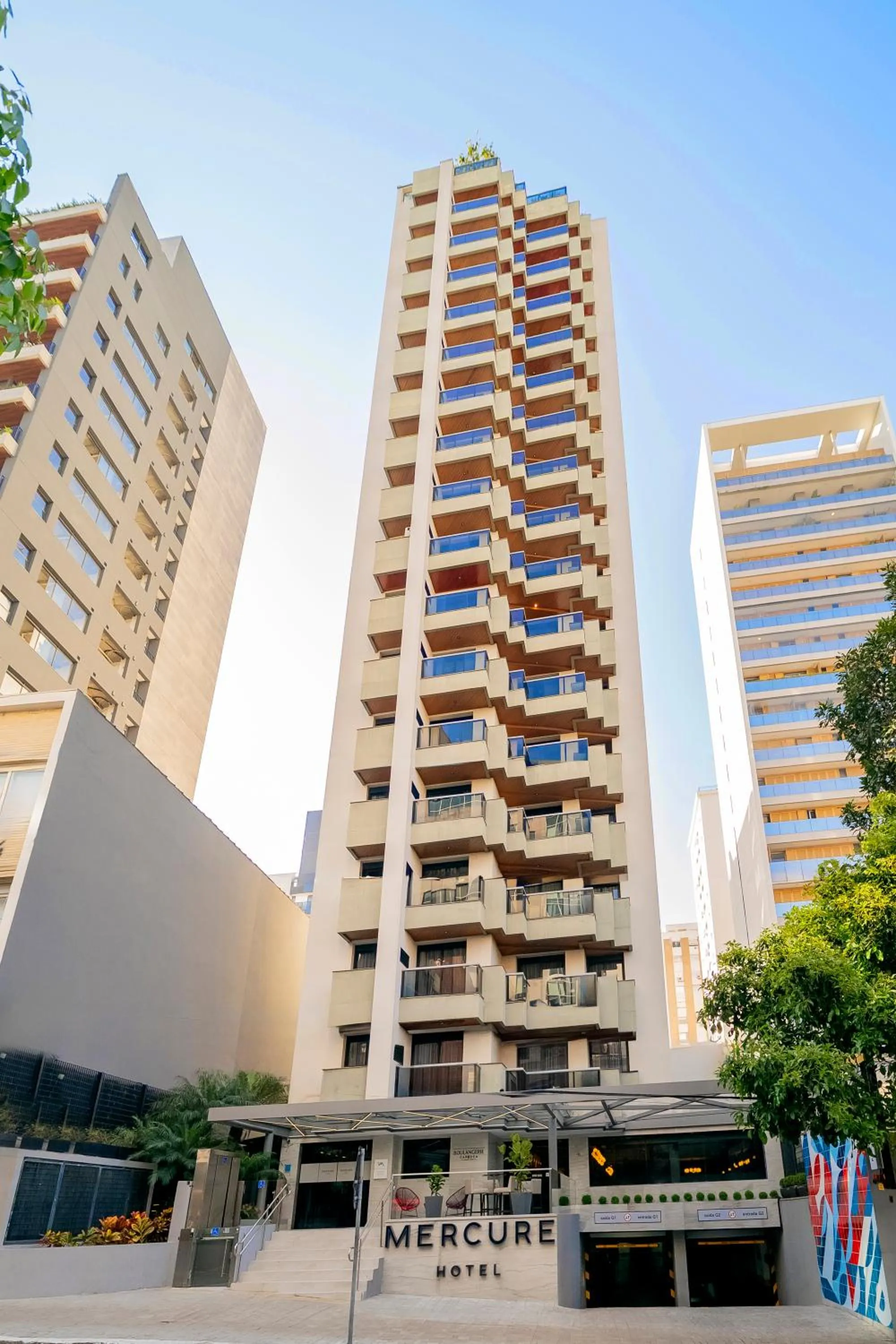 Property building in Mercure Sao Paulo Pamplona