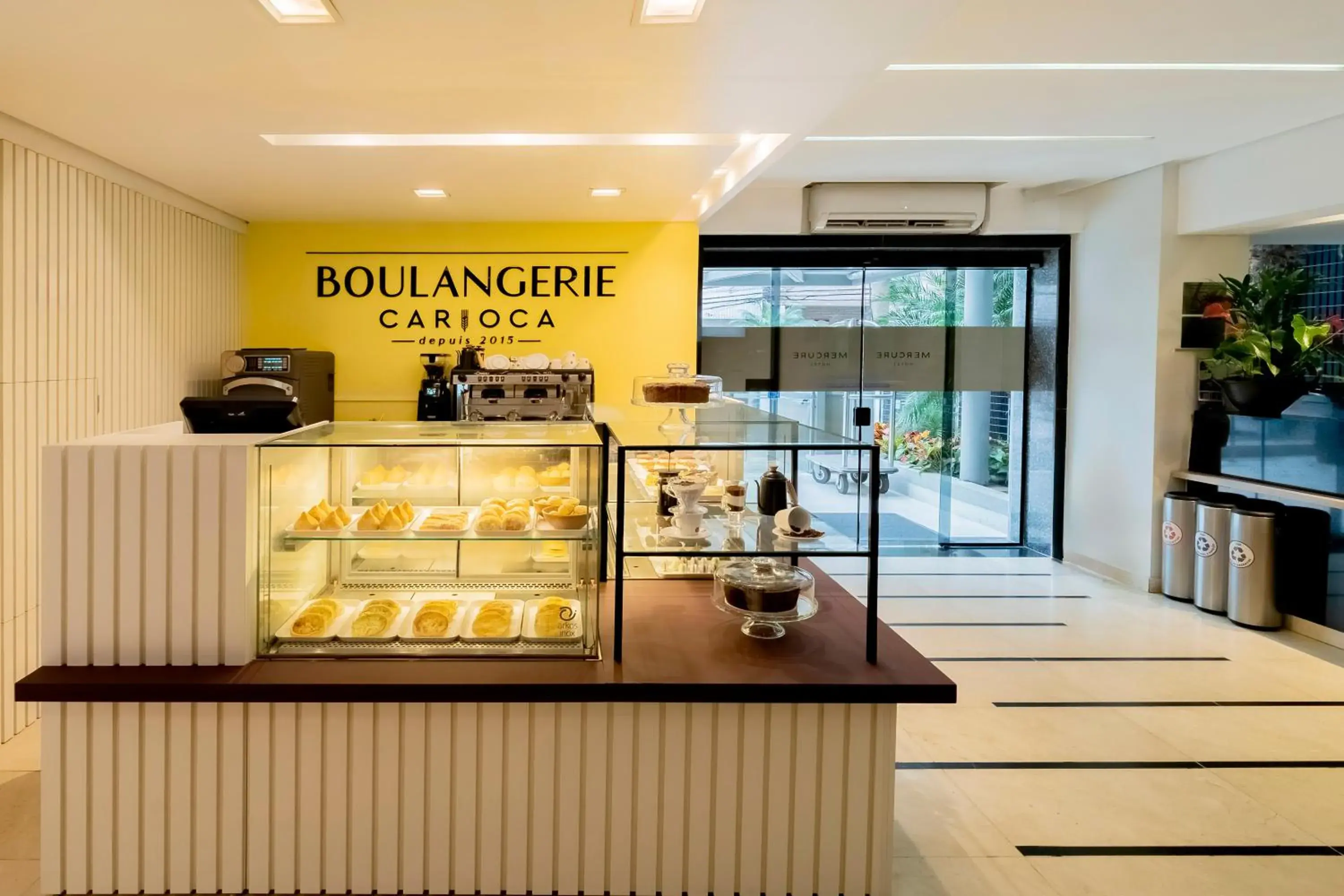 Lounge or bar in Mercure Sao Paulo Pamplona Lounge or bar in Mercure Sao Paulo Pamplona