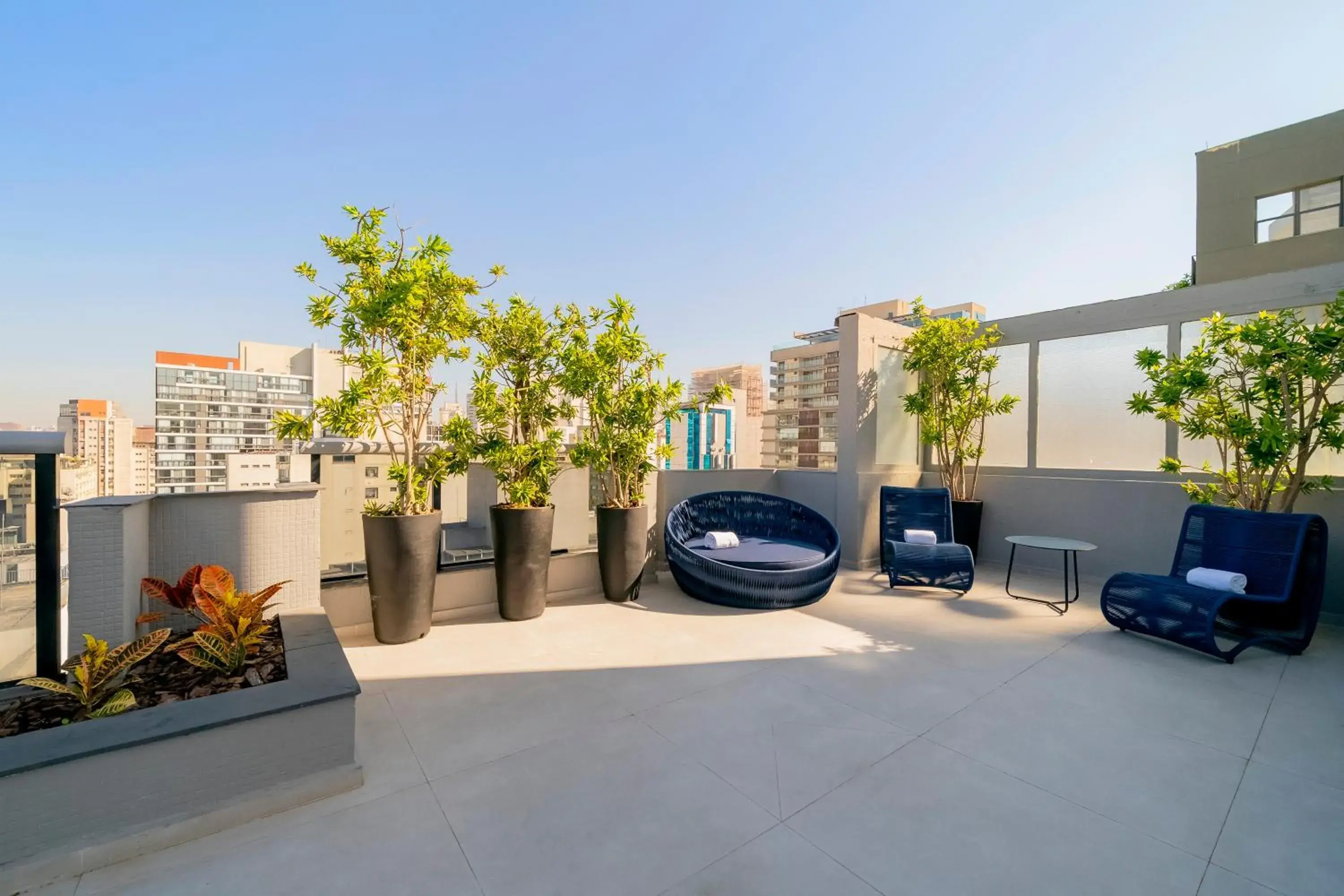 Swimming pool in Mercure Sao Paulo Pamplona Swimming pool in Mercure Sao Paulo Pamplona