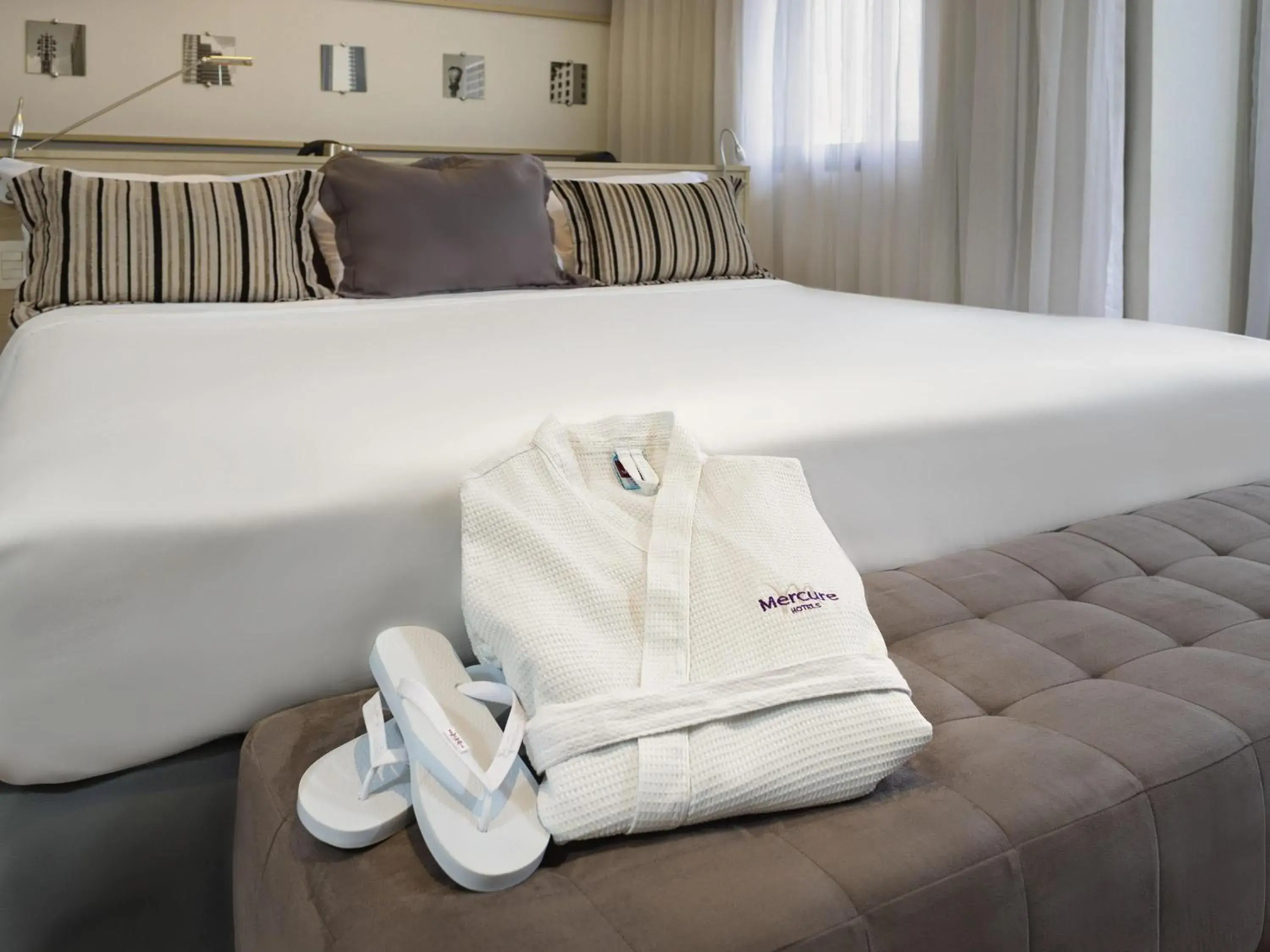 Bedroom, Bed in Mercure Sao Paulo Pamplona Bedroom, Bed in Mercure Sao Paulo Pamplona