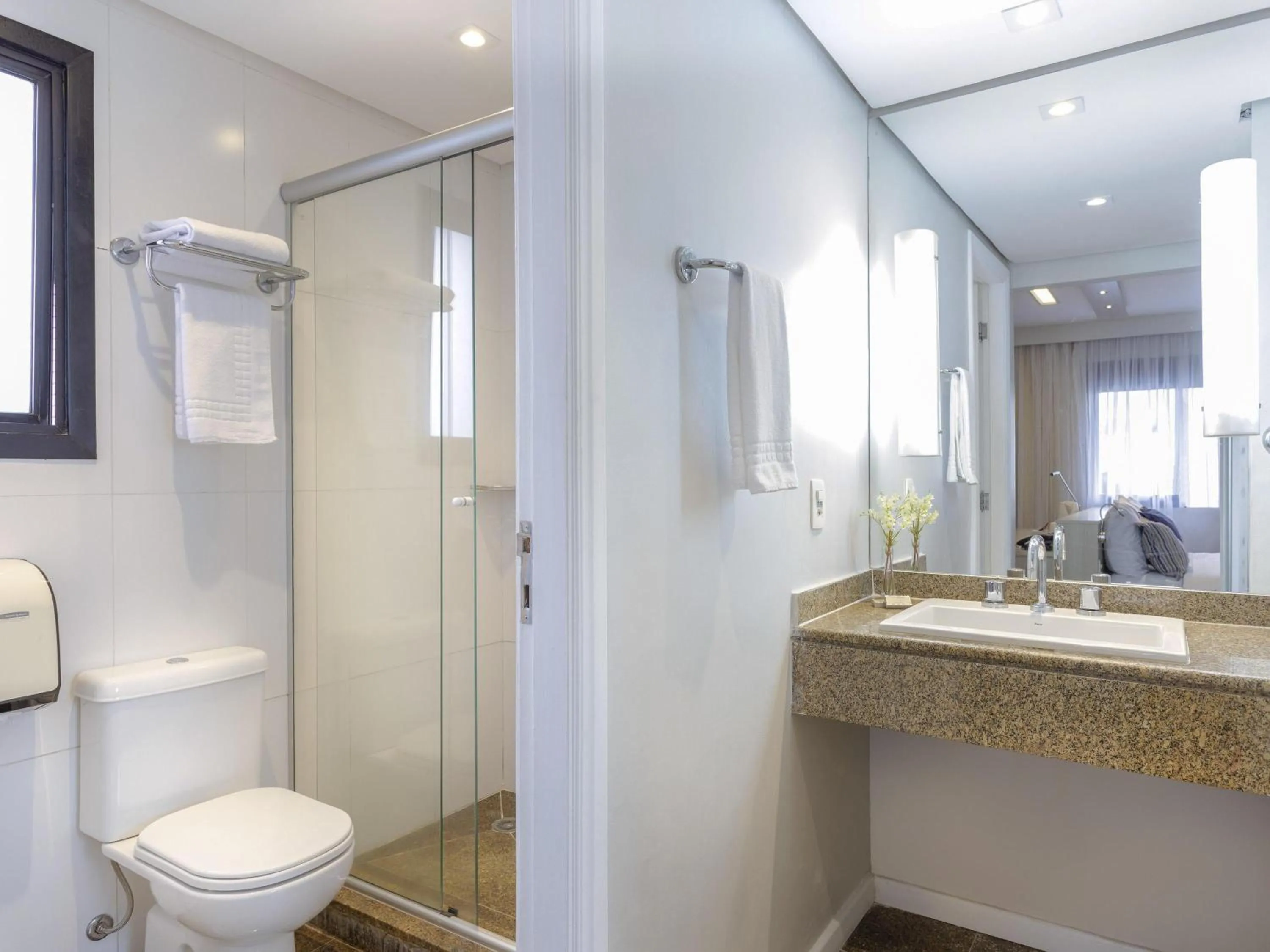 Bedroom in Mercure Sao Paulo Pamplona