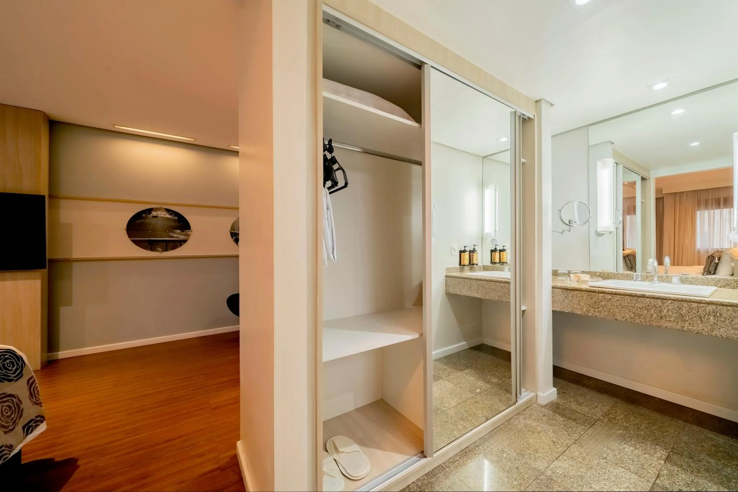 Bathroom in Mercure Sao Paulo Pamplona