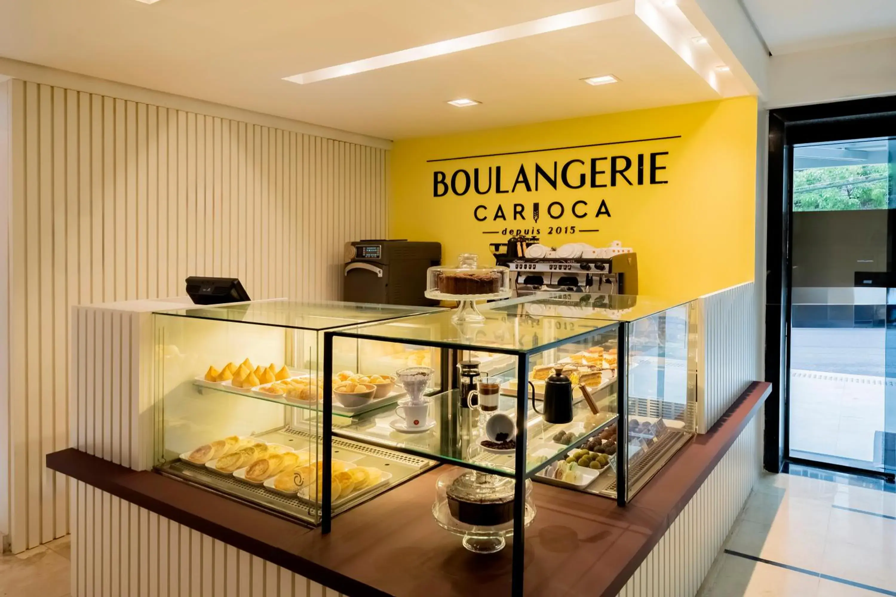 Lounge or bar in Mercure Sao Paulo Pamplona Lounge or bar in Mercure Sao Paulo Pamplona