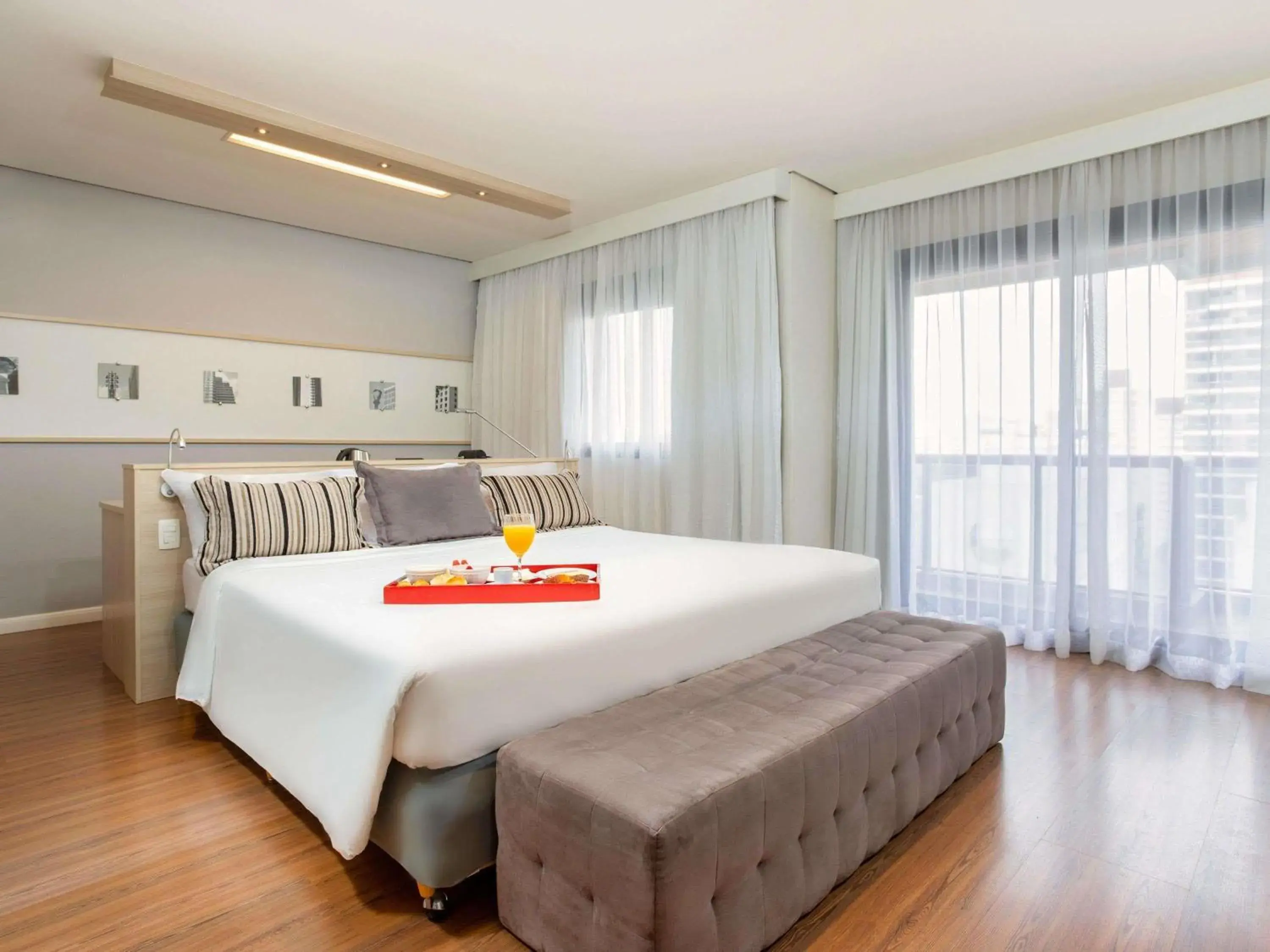 Bedroom, Bed in Mercure Sao Paulo Pamplona Bedroom, Bed in Mercure Sao Paulo Pamplona