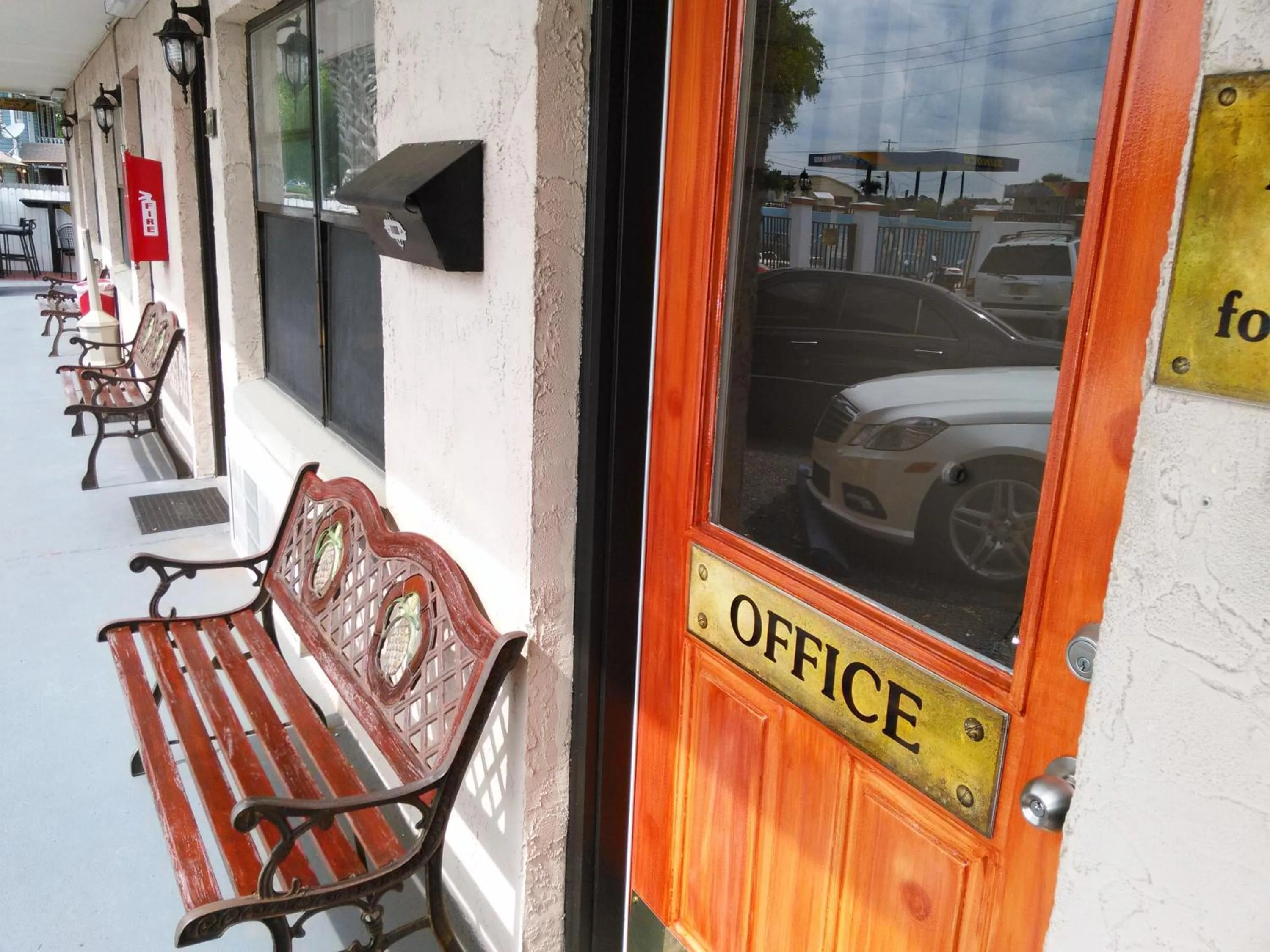Facade/entrance in Merida Inn & Suites
