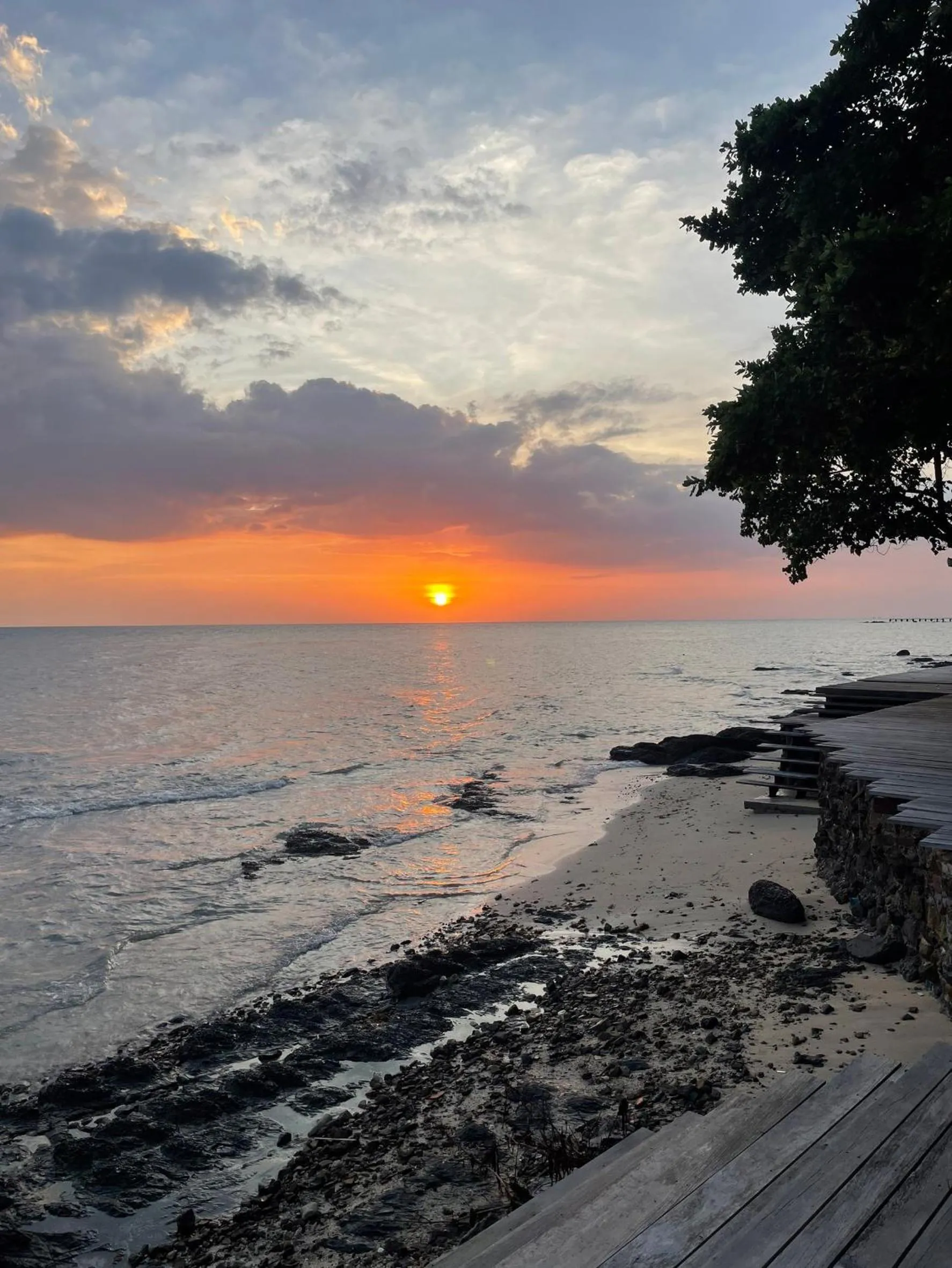 Beach in Phaluai Villa