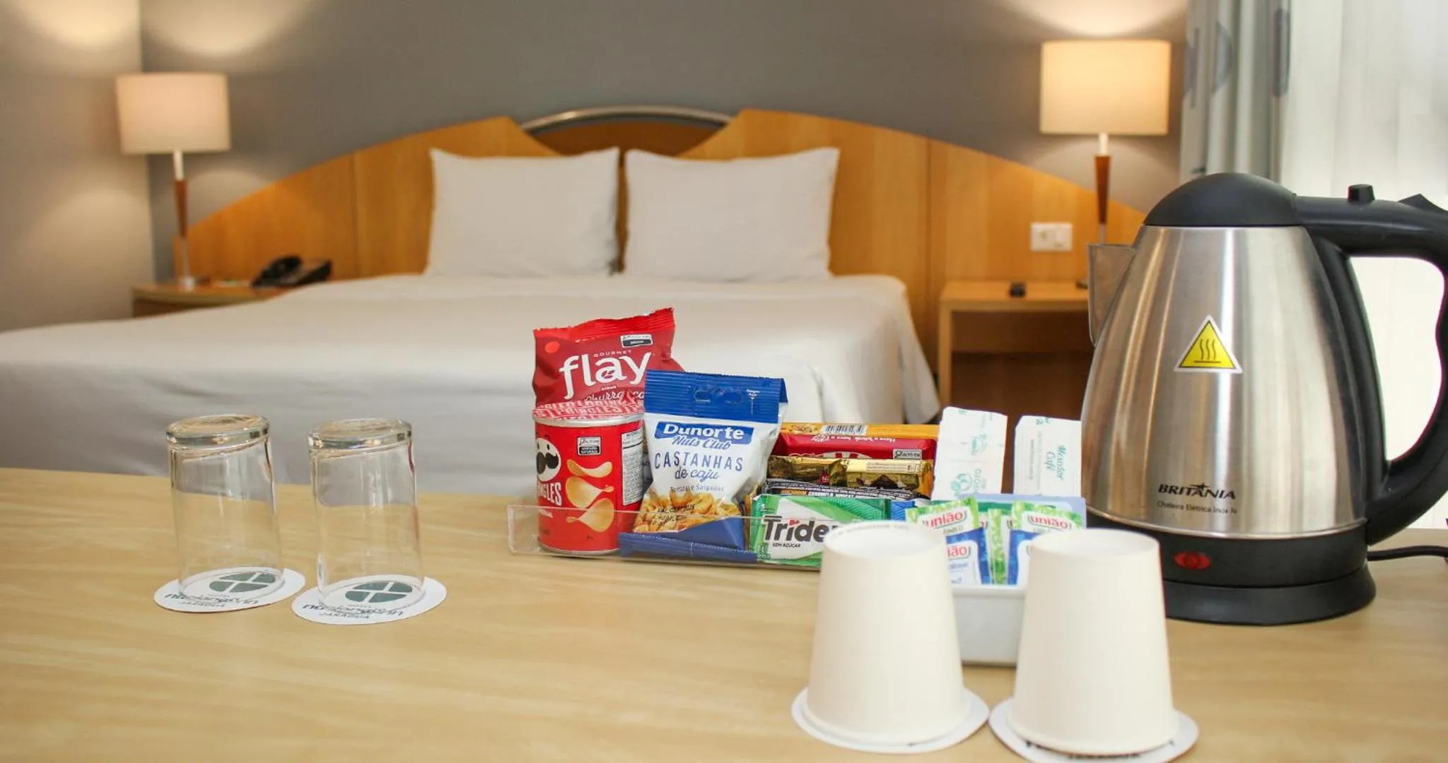 Coffee/tea facilities, Bed in Hotel Nacional Inn Jaragua Sao Paulo