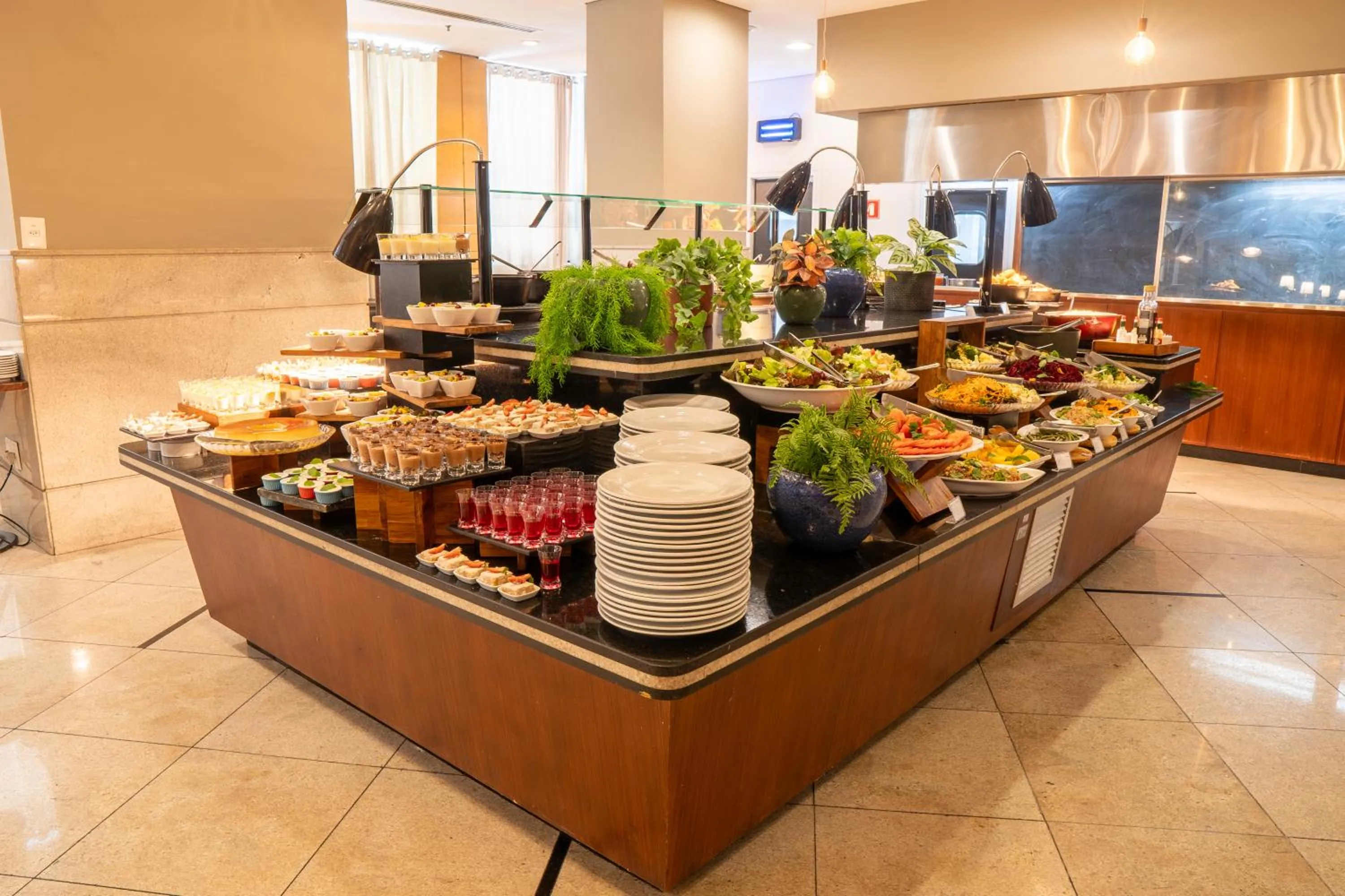 Restaurant/places to eat in Hotel Nacional Inn Jaragua Sao Paulo