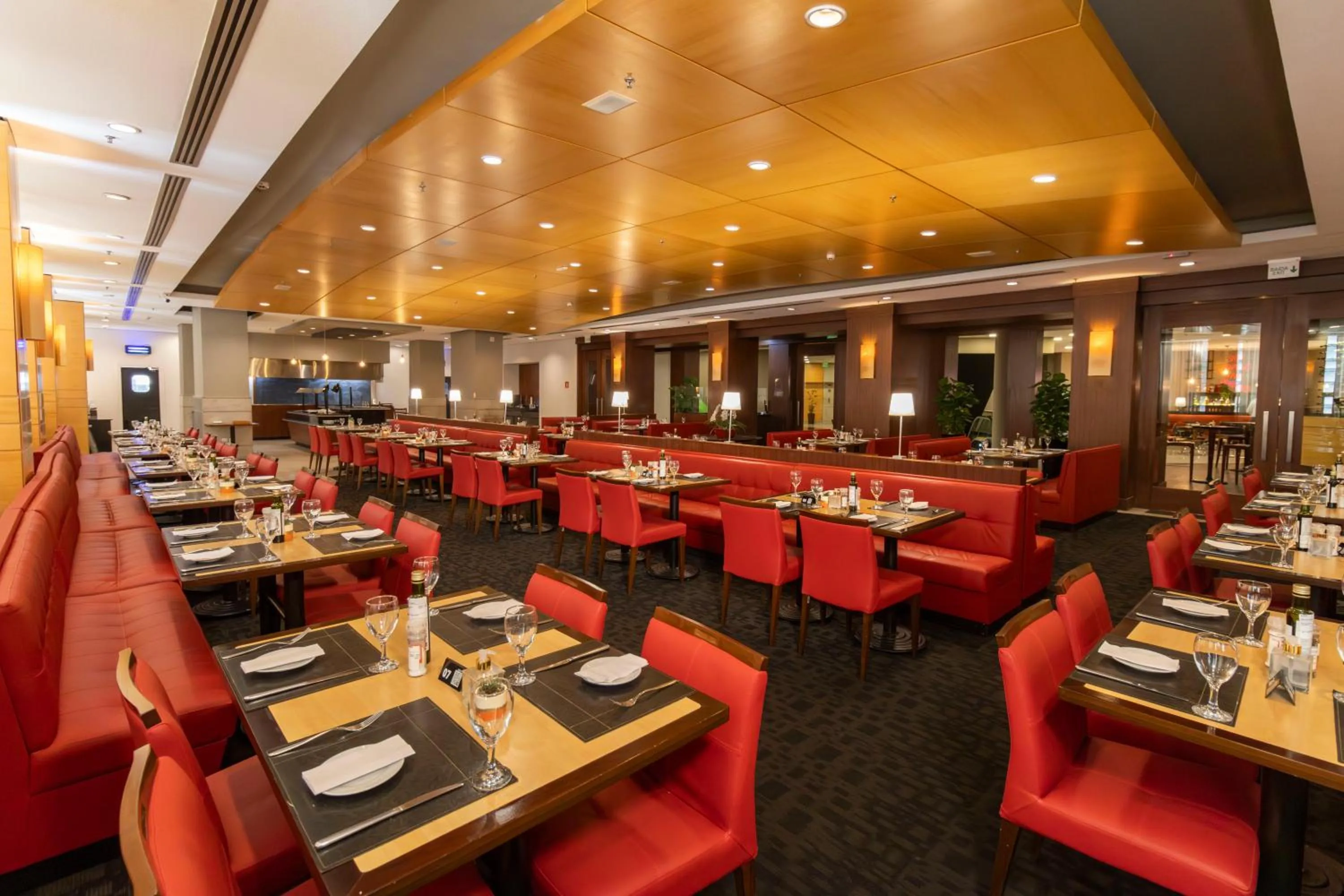 Restaurant/places to eat in Hotel Nacional Inn Jaragua Sao Paulo